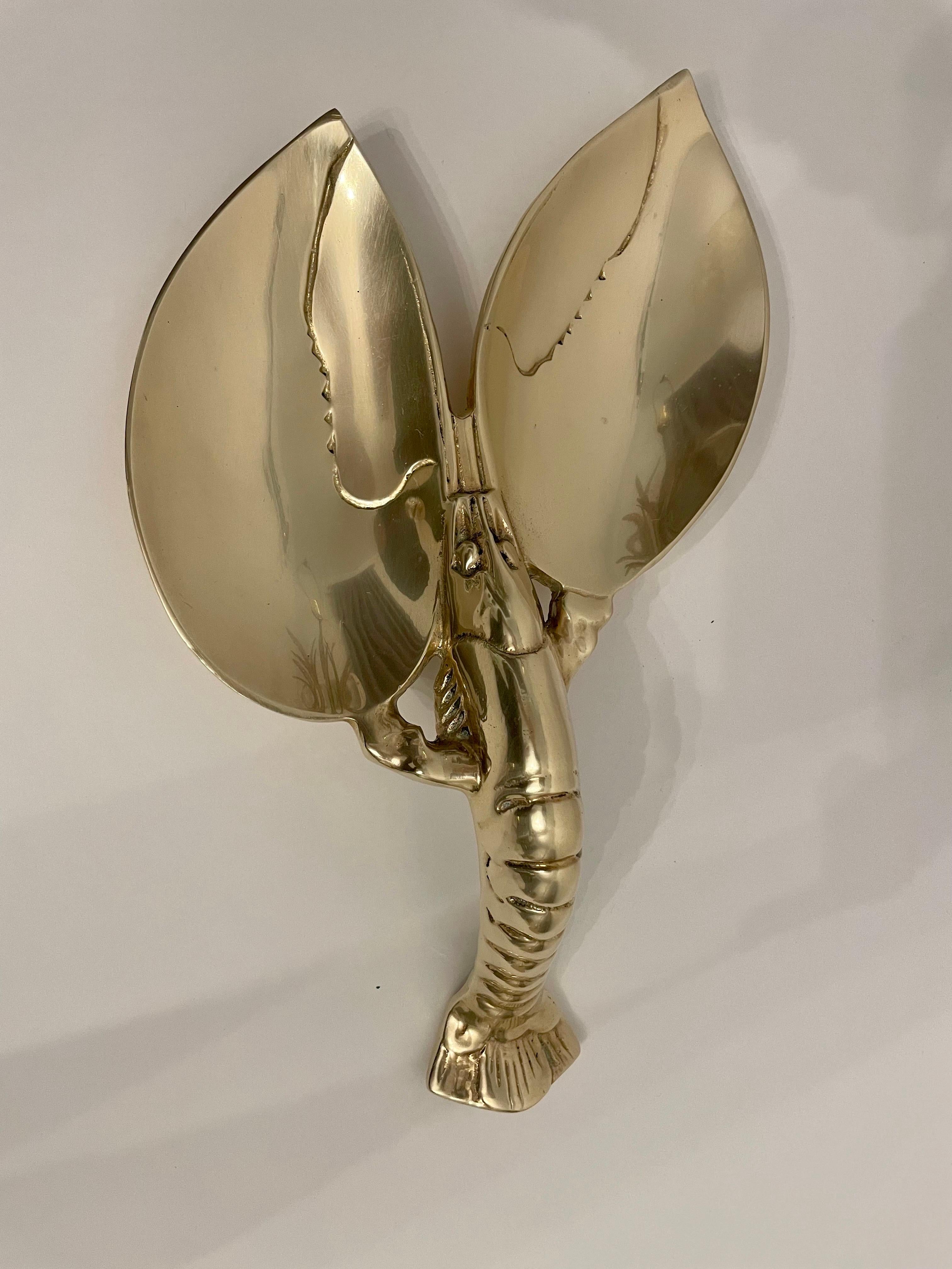 Large solid brass Lobster dish or Spoon rest. Hollywood Regency style. Measures: 13 1/2
