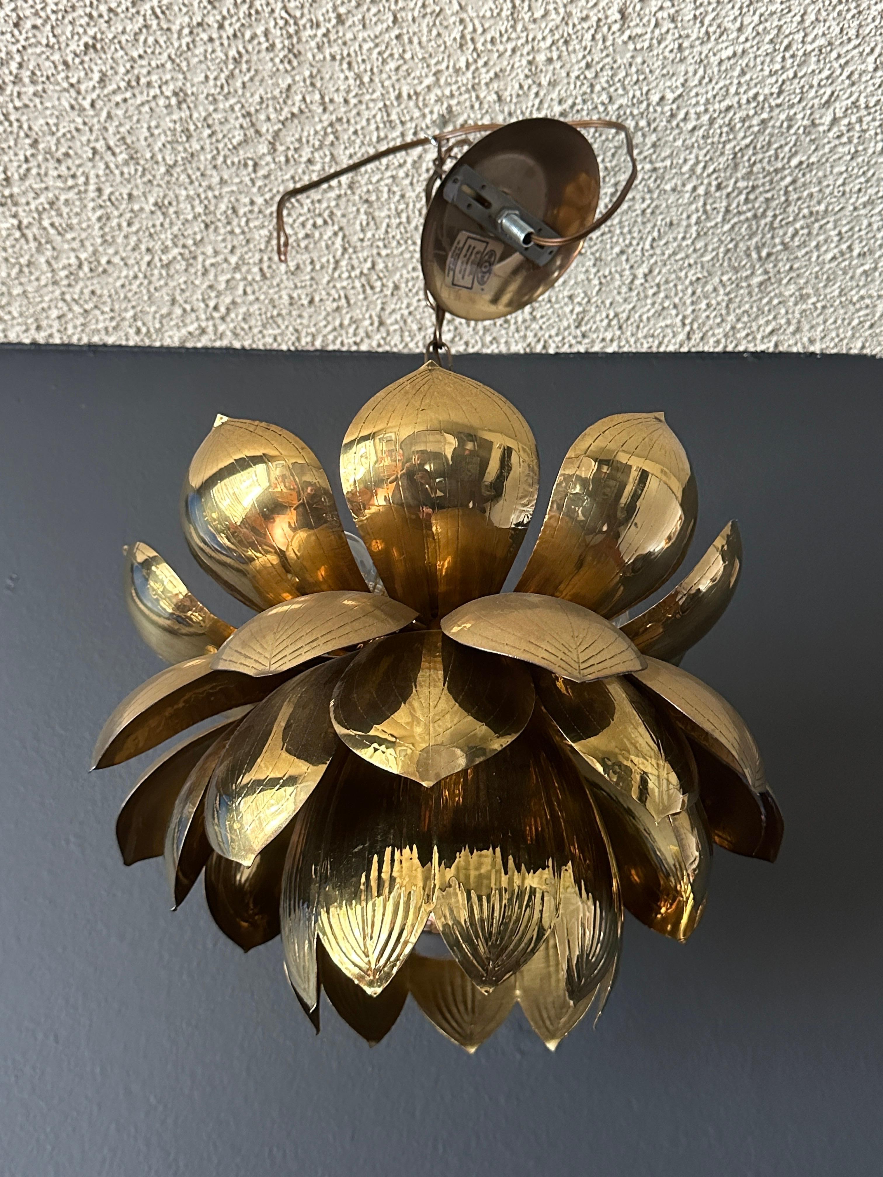 Large Brass Lotus Light Fixture In Good Condition In North Hollywood, CA