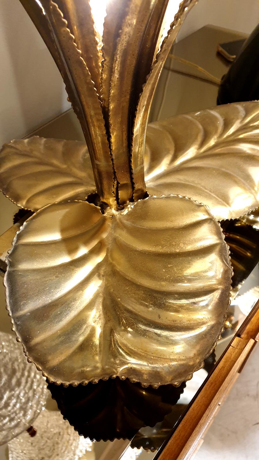 Mid-Century Brass Leaf Bouquet Table Lamp by Maison Jansen  In Excellent Condition In Dallas, TX