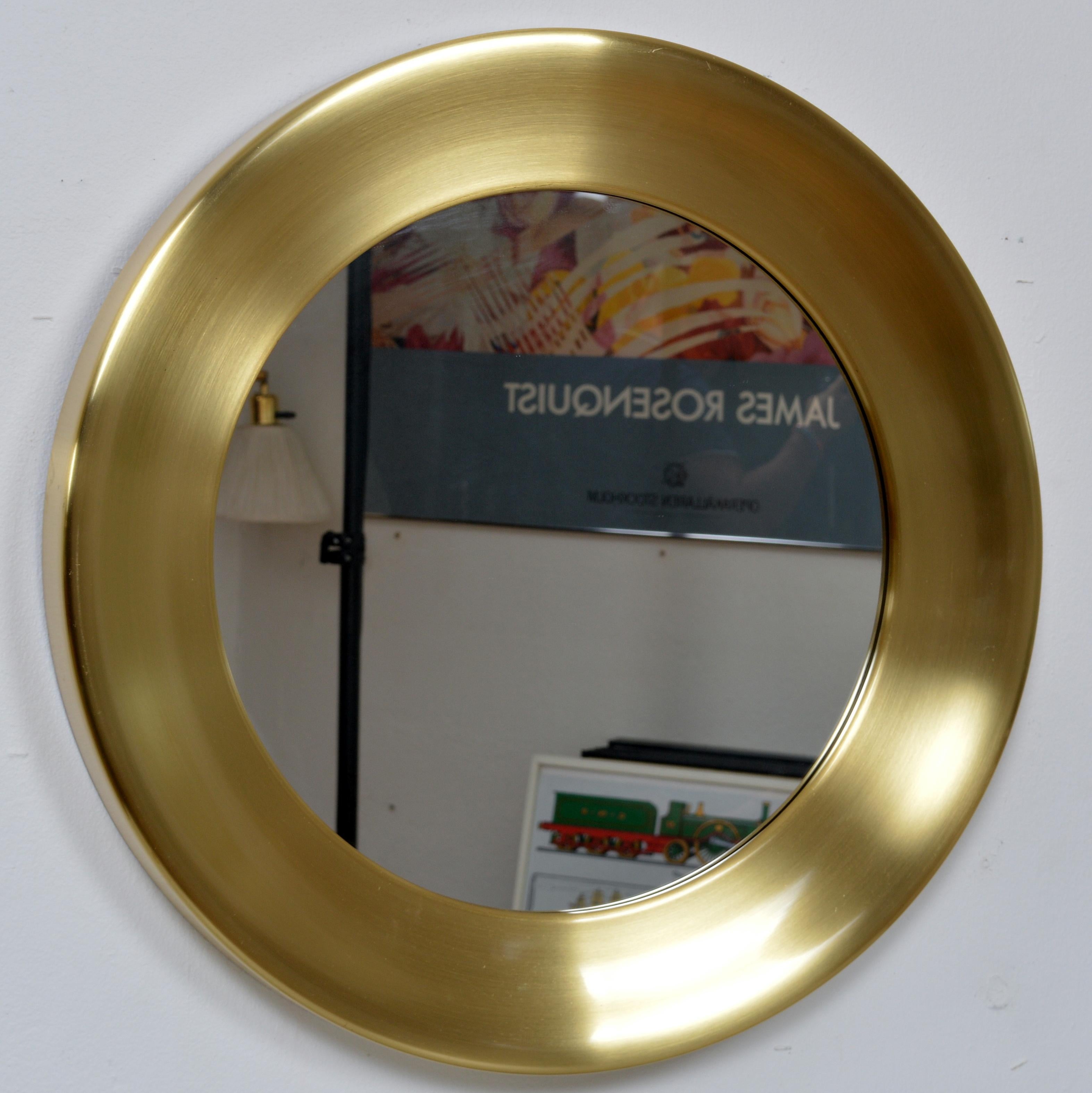 Scandinave moderne Grand miroir en laiton par Glasmäster à Markaryd, Suède, années 1970 en vente