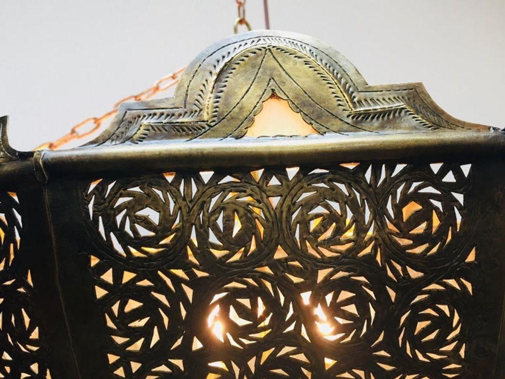 Grand lustre marocain en laiton d'Alberto Pinto de style mauresque en vente 5