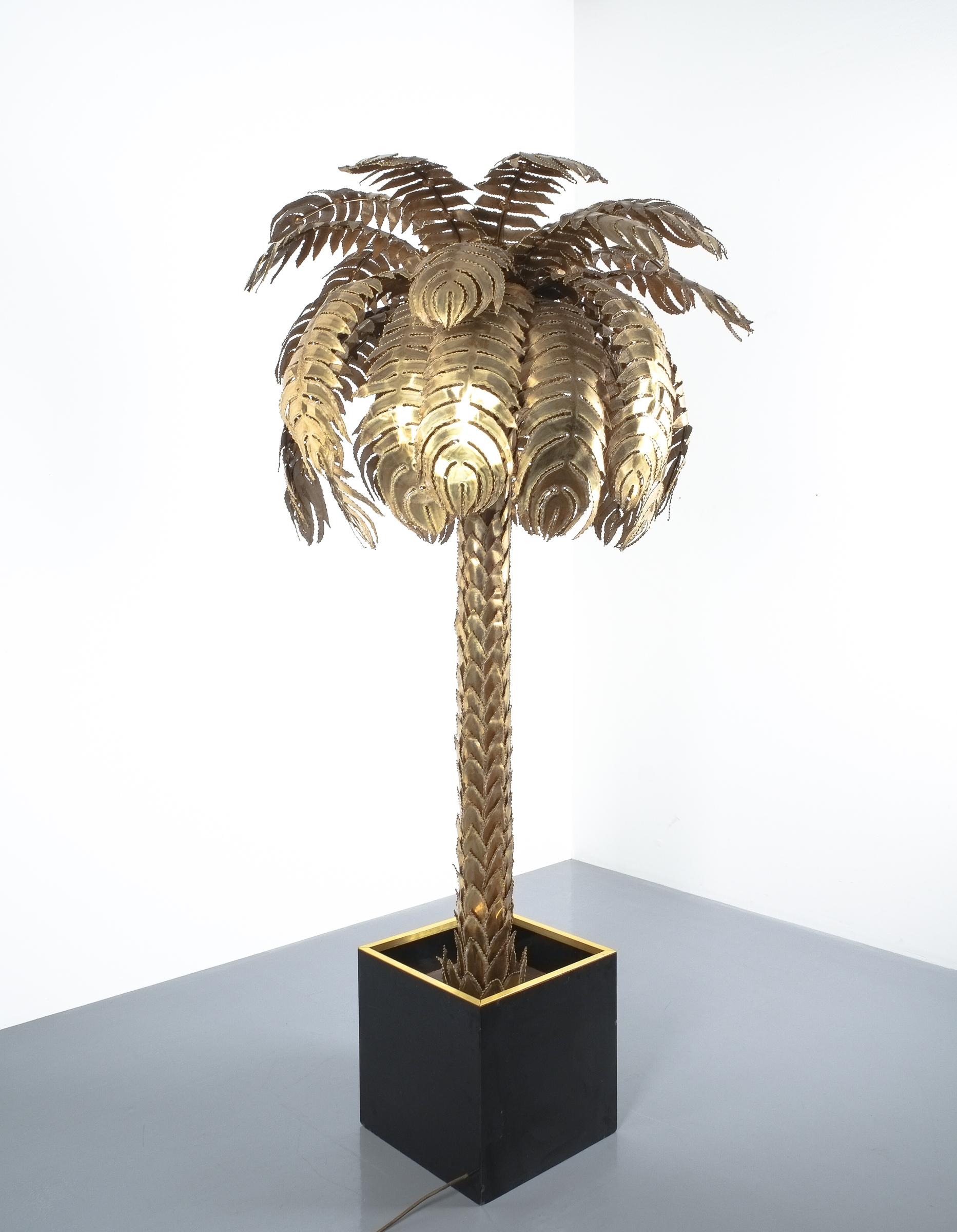 Large Brass Palm Tree Floor Lamp, France, circa 1970 In Good Condition In Vienna, AT