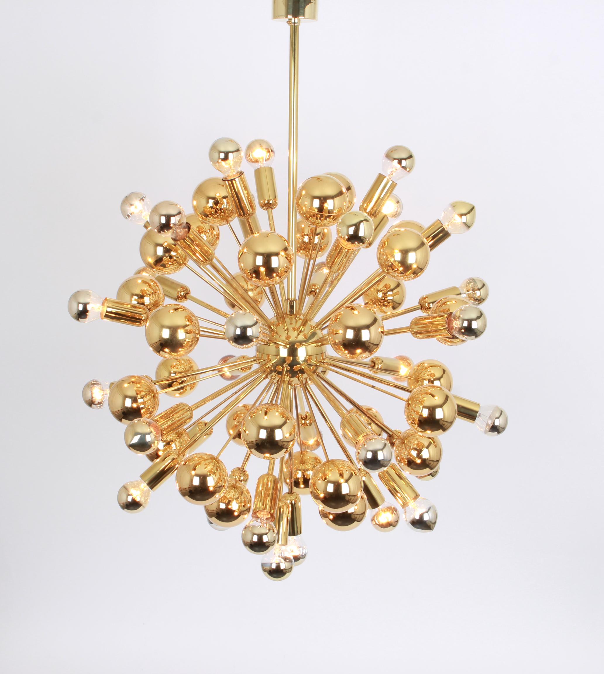 Mid-Century Modern Large Brass Space Age Sputnik Chandelier by Cosack, Germany, 1970s For Sale