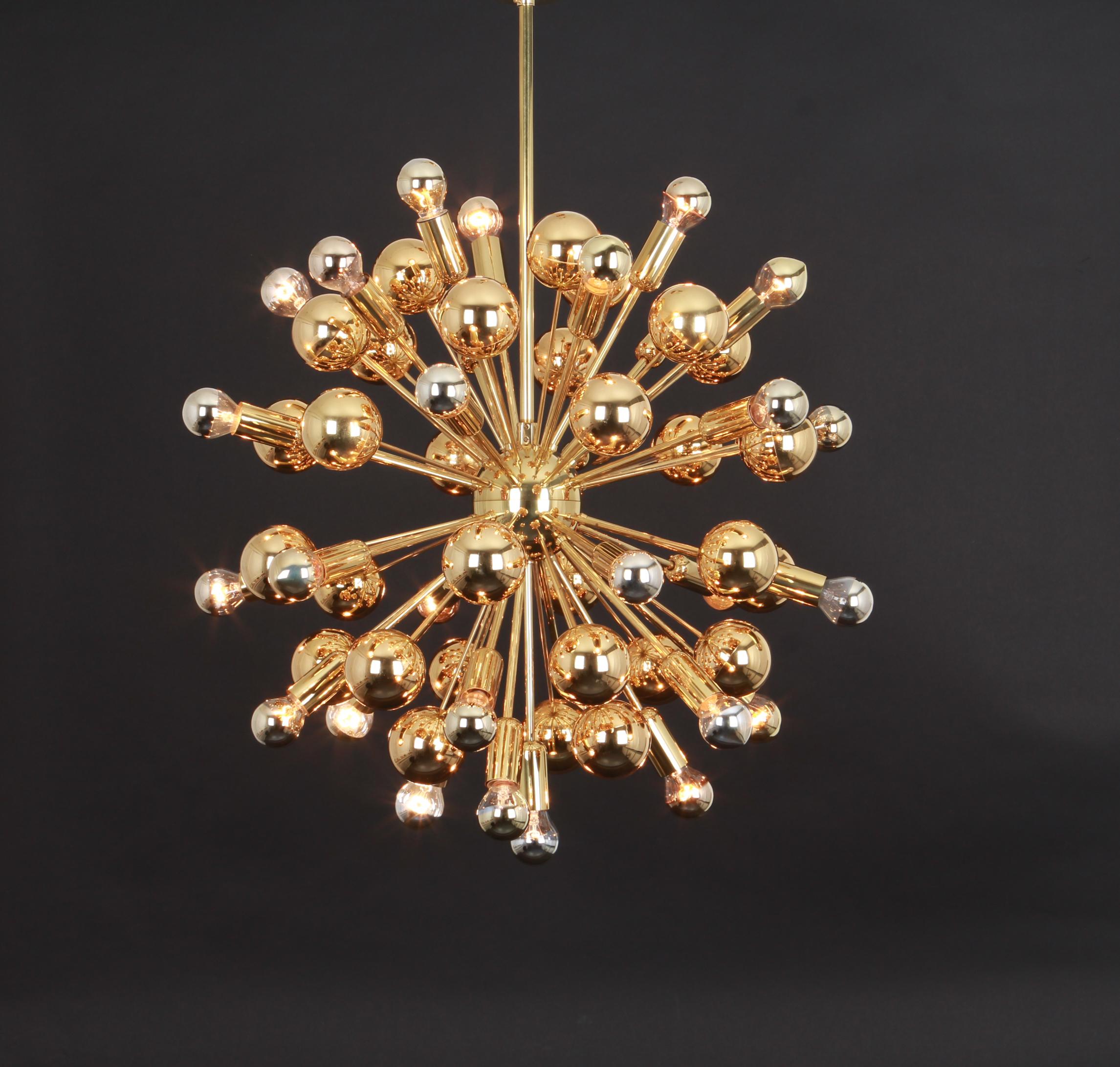 Late 20th Century Large Brass Space Age Sputnik Chandelier by Cosack, Germany, 1970s For Sale