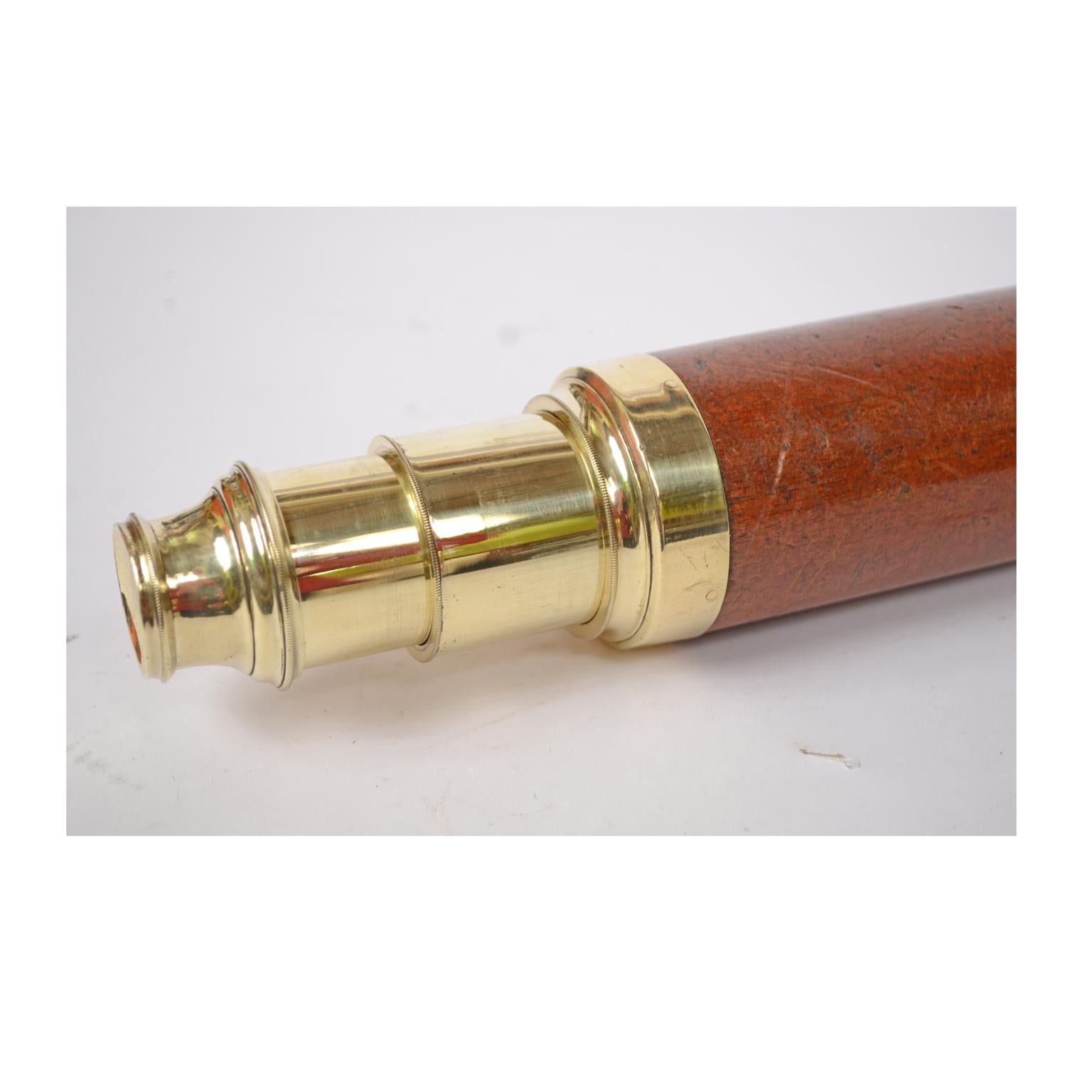 Early 19th Century Large Brass Telescope with Mahogany Wooden Handle Made in UK in the Early 1800s