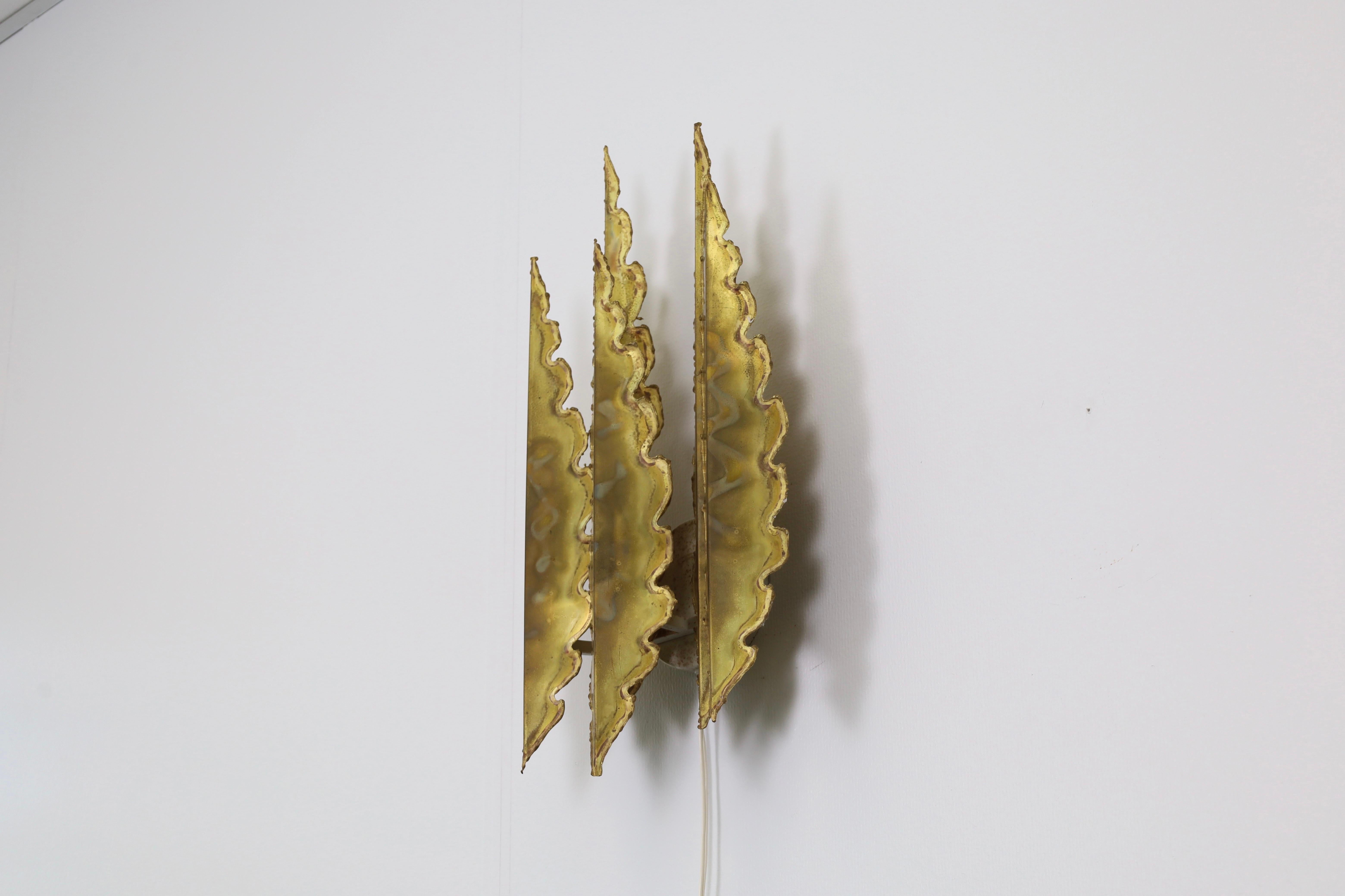 Lámpara de pared grande de latón de Svend Aage Holm Sorensen, años 60, Dinamarca en venta 6