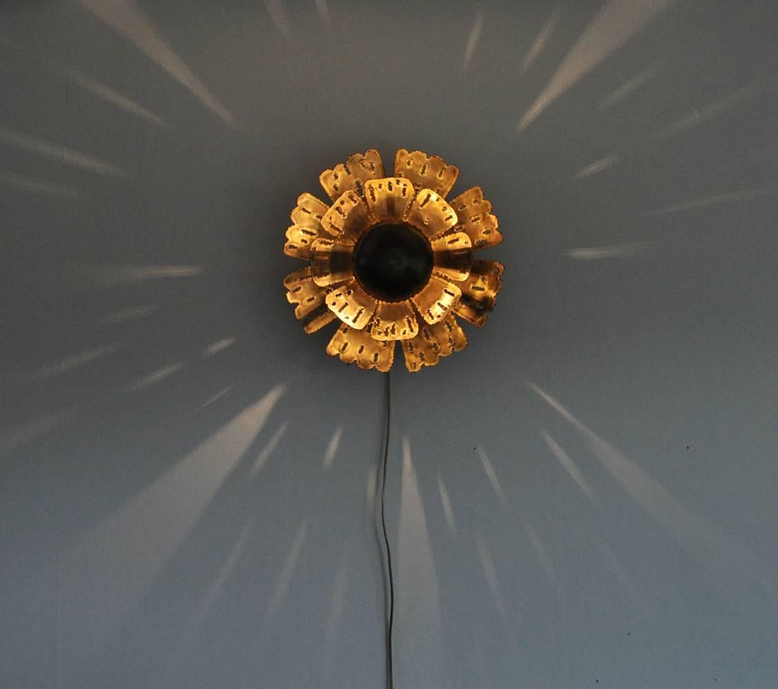 Large Brass Wall Lamp by Svend Aage Holm Sørensen, the 1960s in Denmark In Good Condition In Vordingborg, DK