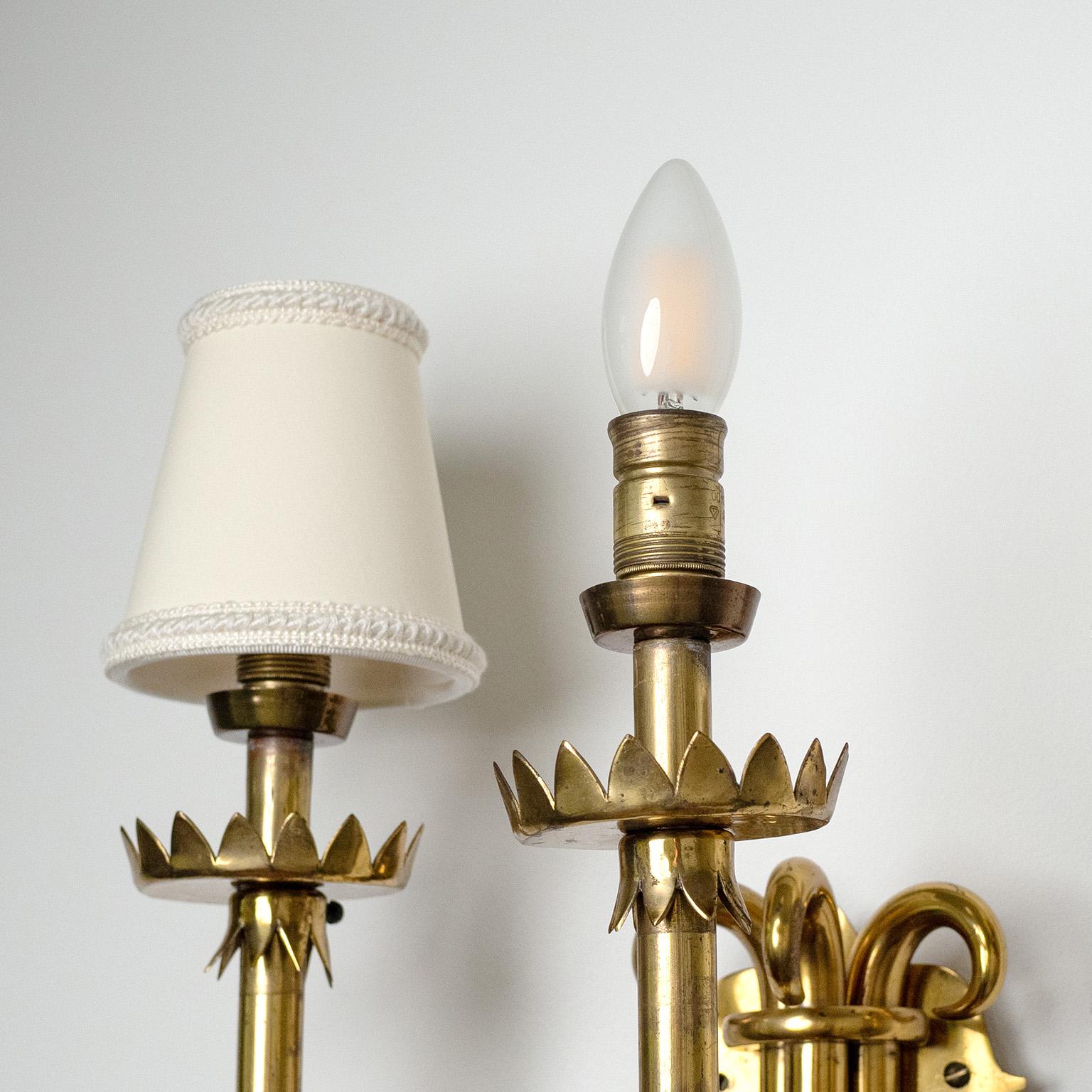 Large Brass Wall Light, 1940s In Good Condition In Vienna, AT