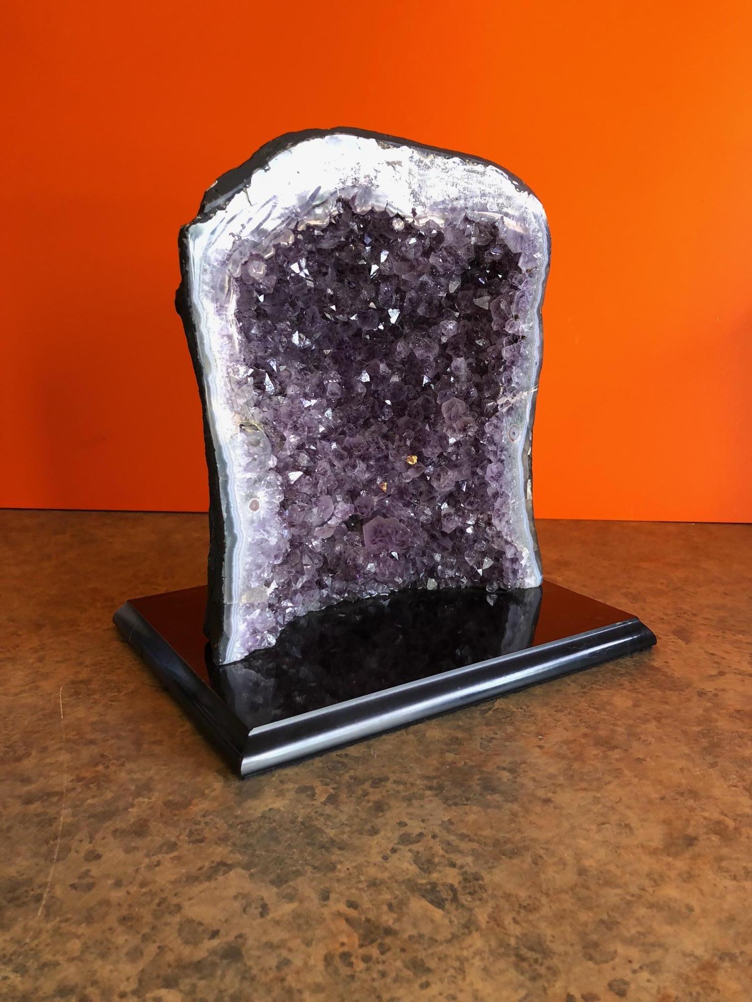 Large Brazilian Amethyst Geode on Black Marble Base In Good Condition In San Diego, CA