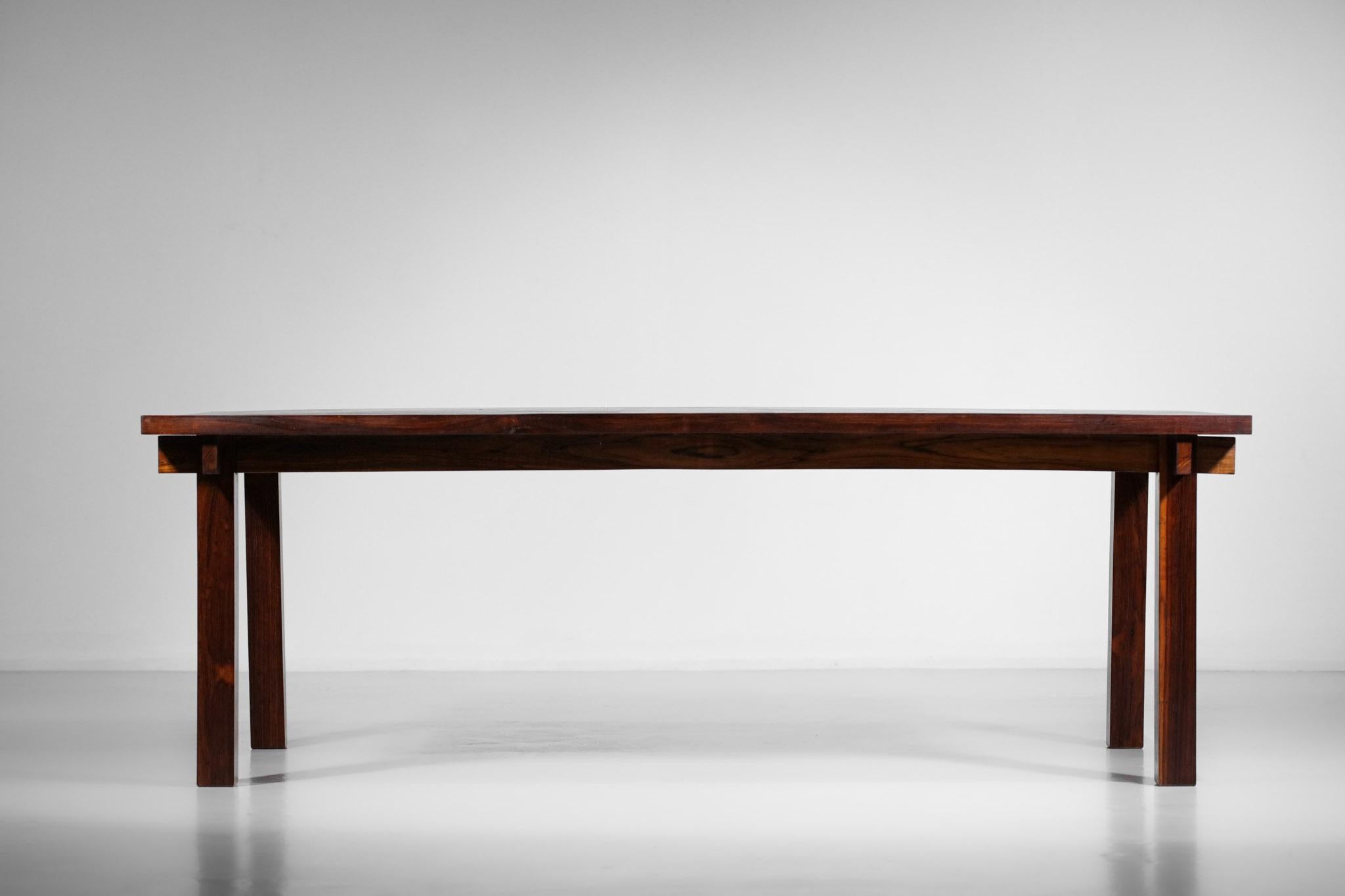 Large Brazilian Dining Table in Solid Wood Style Joachim Tenreiro, 1960's For Sale 3
