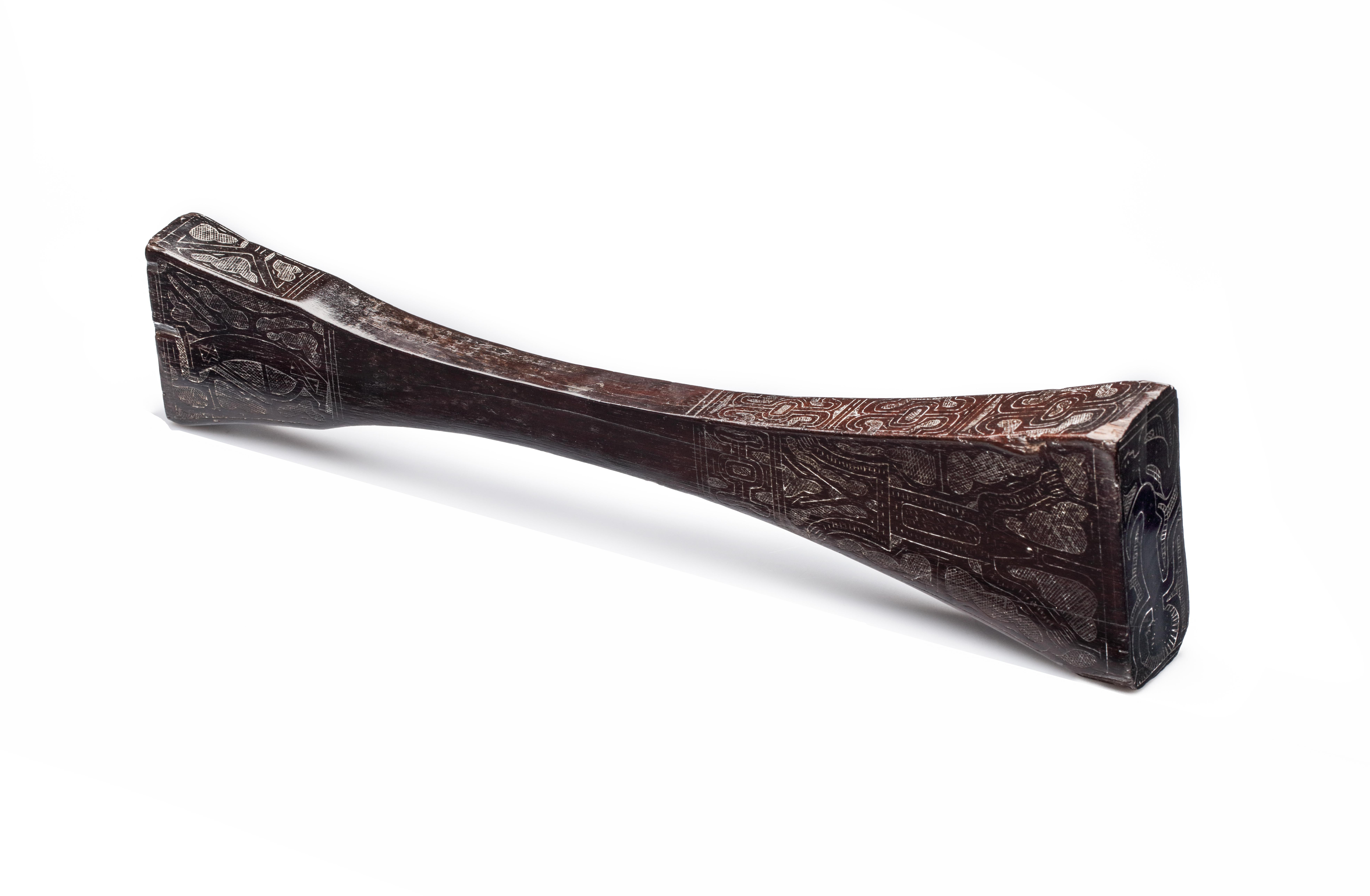 18th Century Large Brazilian or Guyana Amazon Indigenous Macana War Club, 18th or Earlier For Sale
