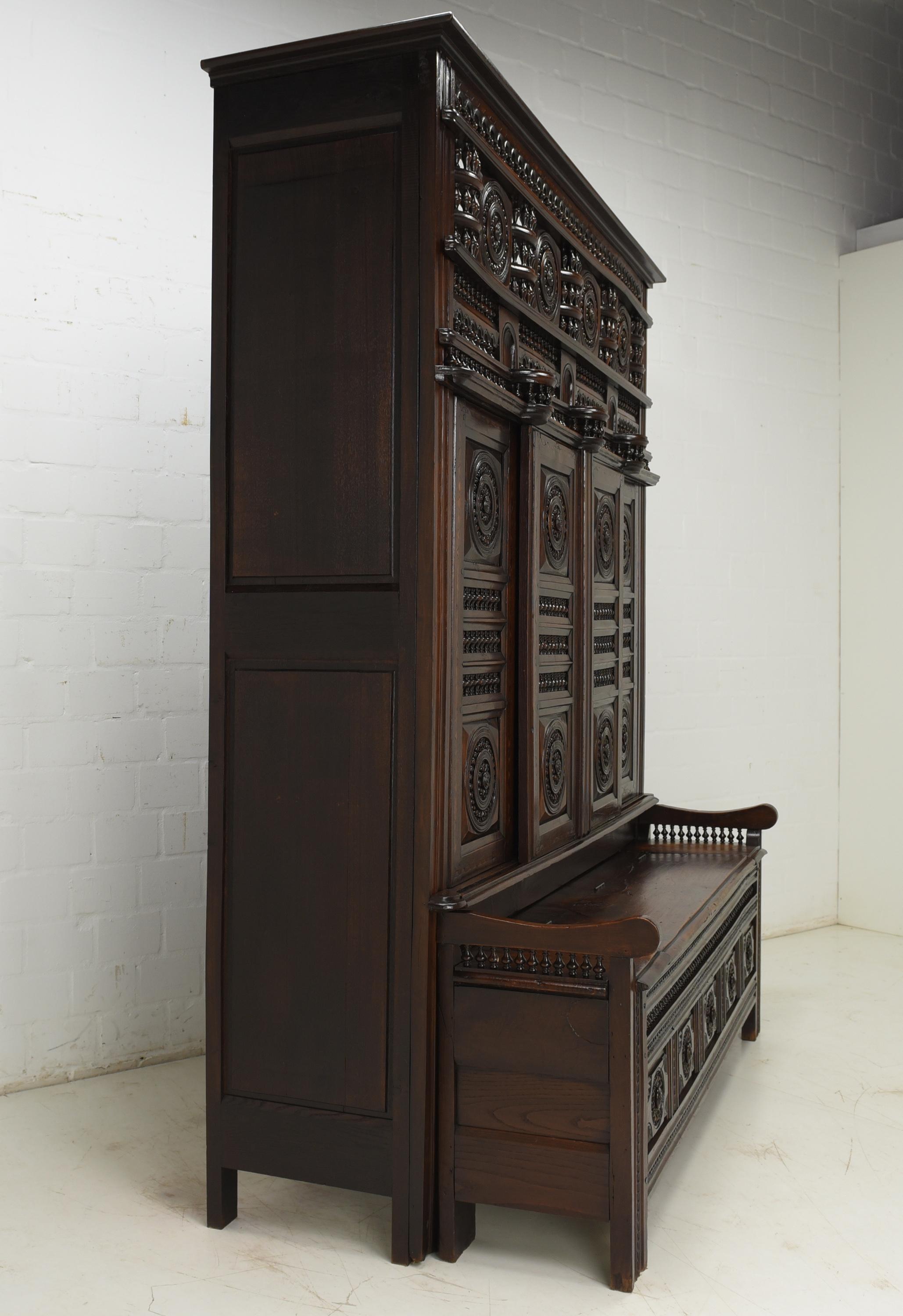 Large Breton Cabinet with Bench in Chestnut and Oak, 1880 For Sale 5