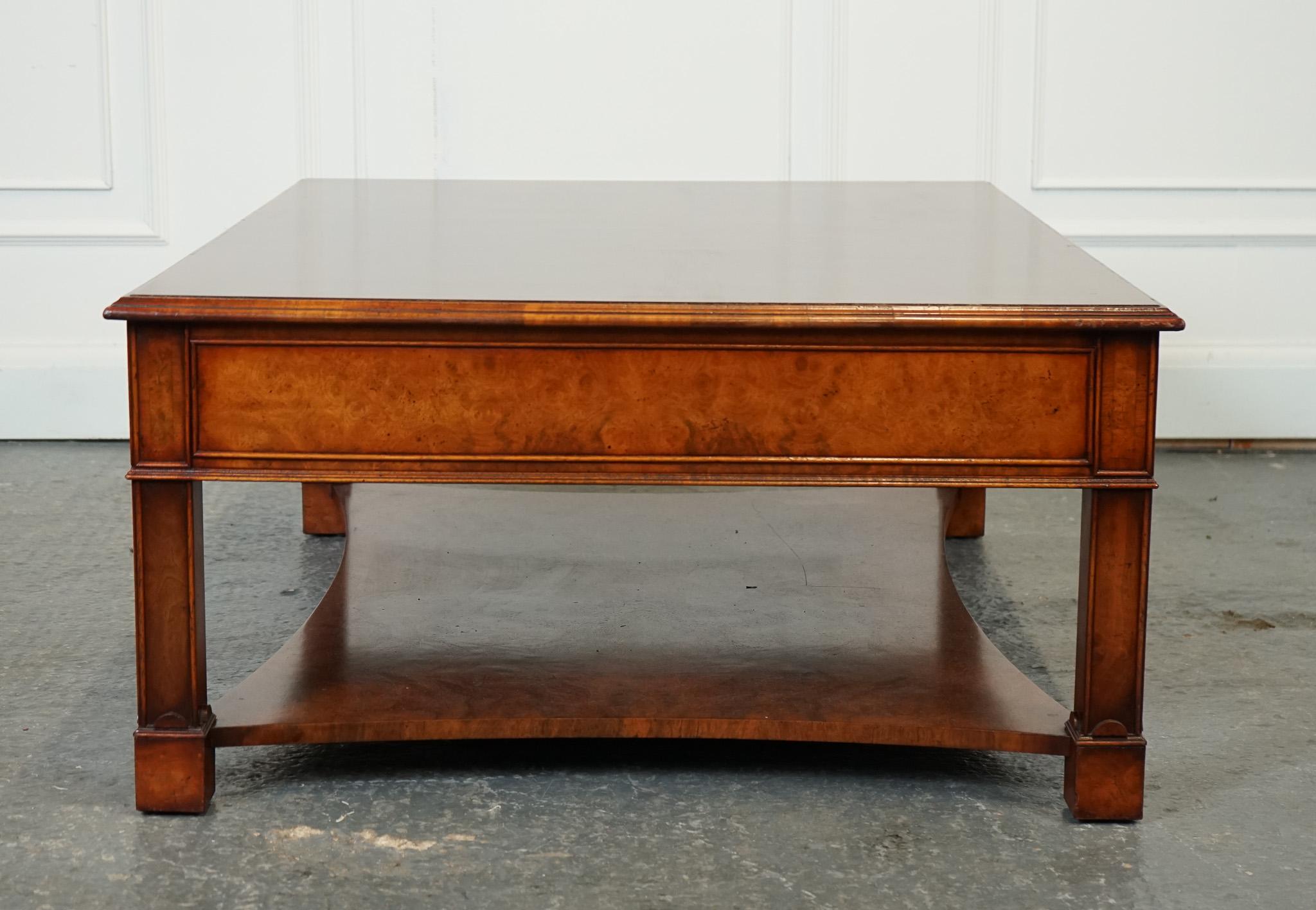 20th Century LARGE BRIGHTS OF NETTLEBED BURR WALNUT COFFEE TABLE WITH DOUBLE SIDED DRAWERS j1 For Sale