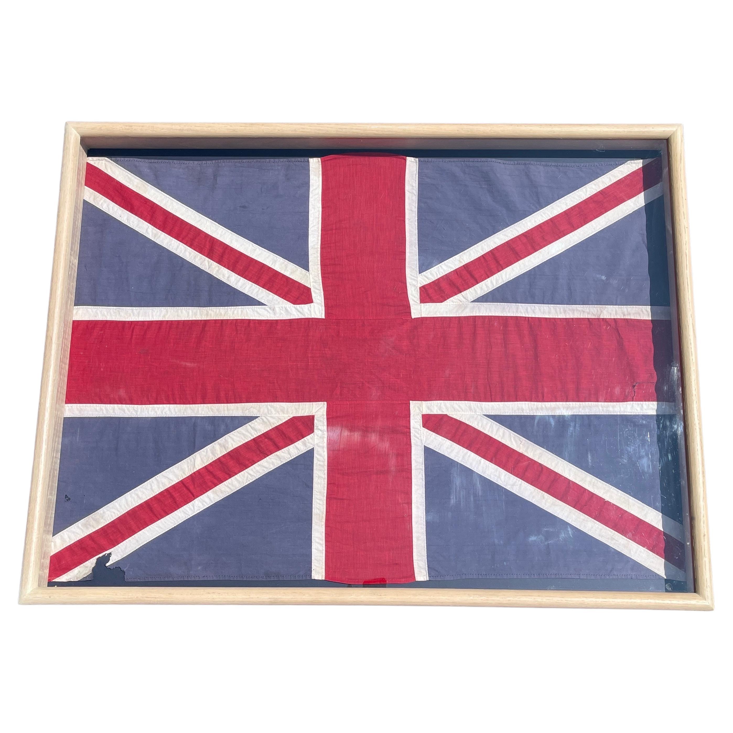 Mid-Century Modern Grand drapeau de l'Union britannique des années 1950, cousu à la main et encadré en vente