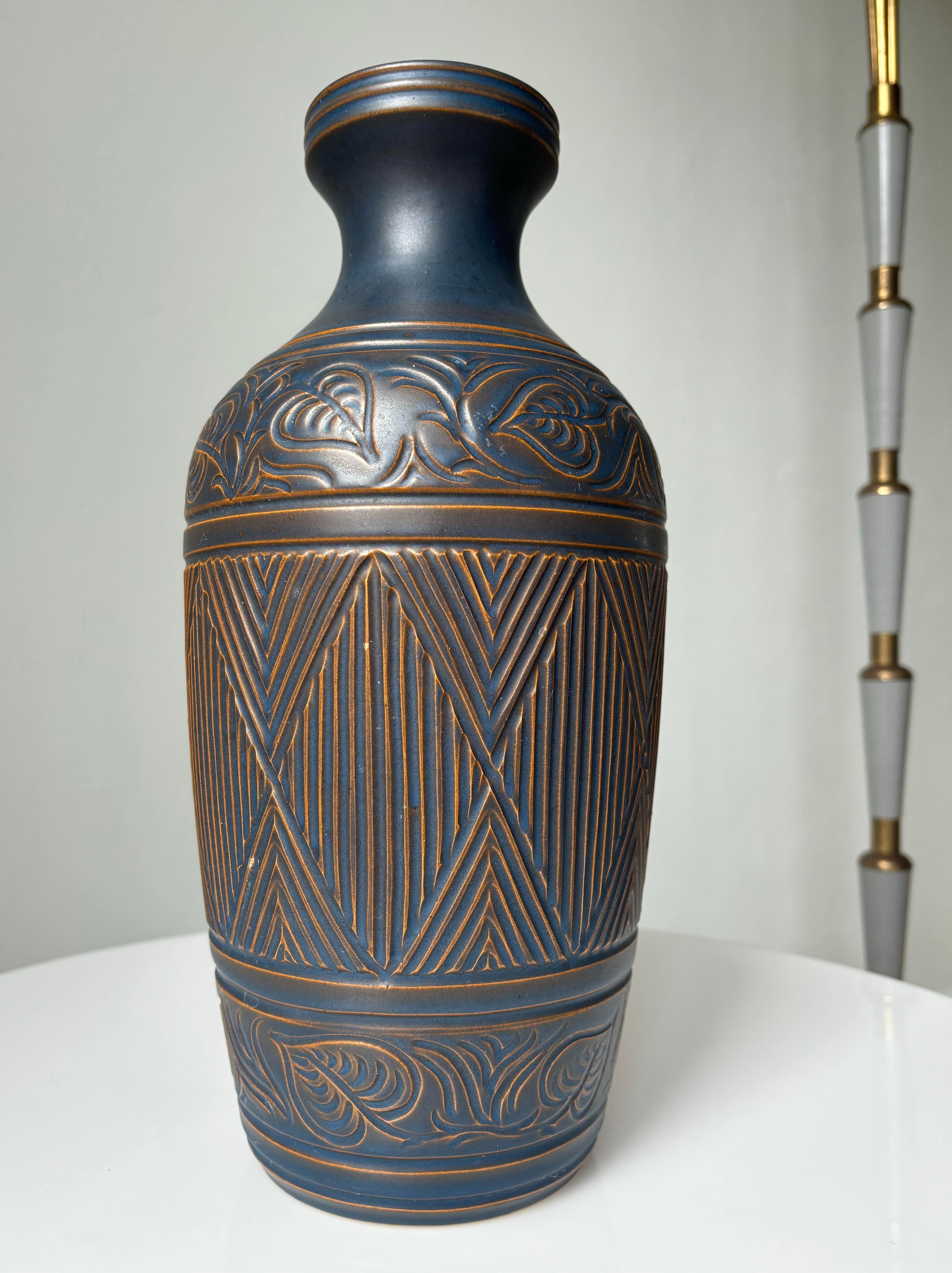 Large Bromølle Art Deco Decor Ceramic Vase, 1960s For Sale 1