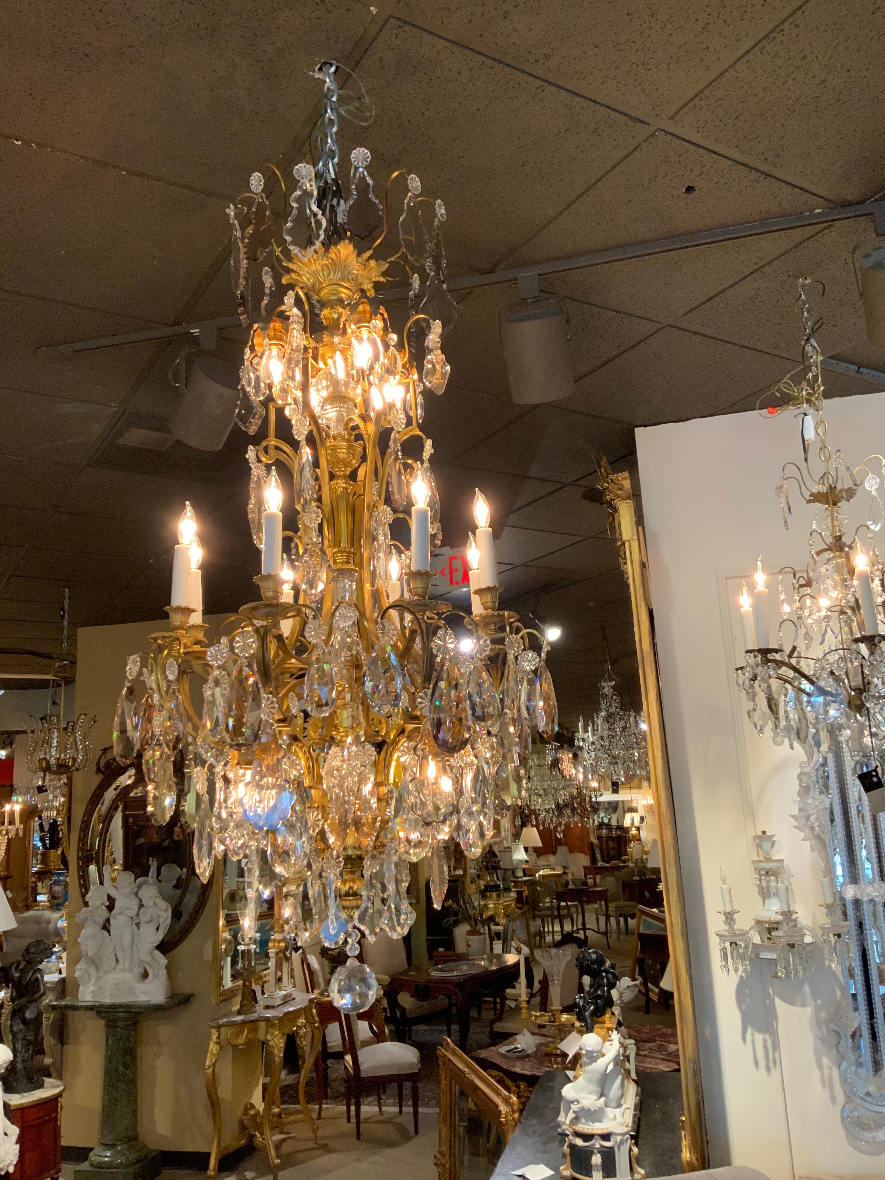 Large bronze and crystal chandelier with sixteen lights For Sale 1