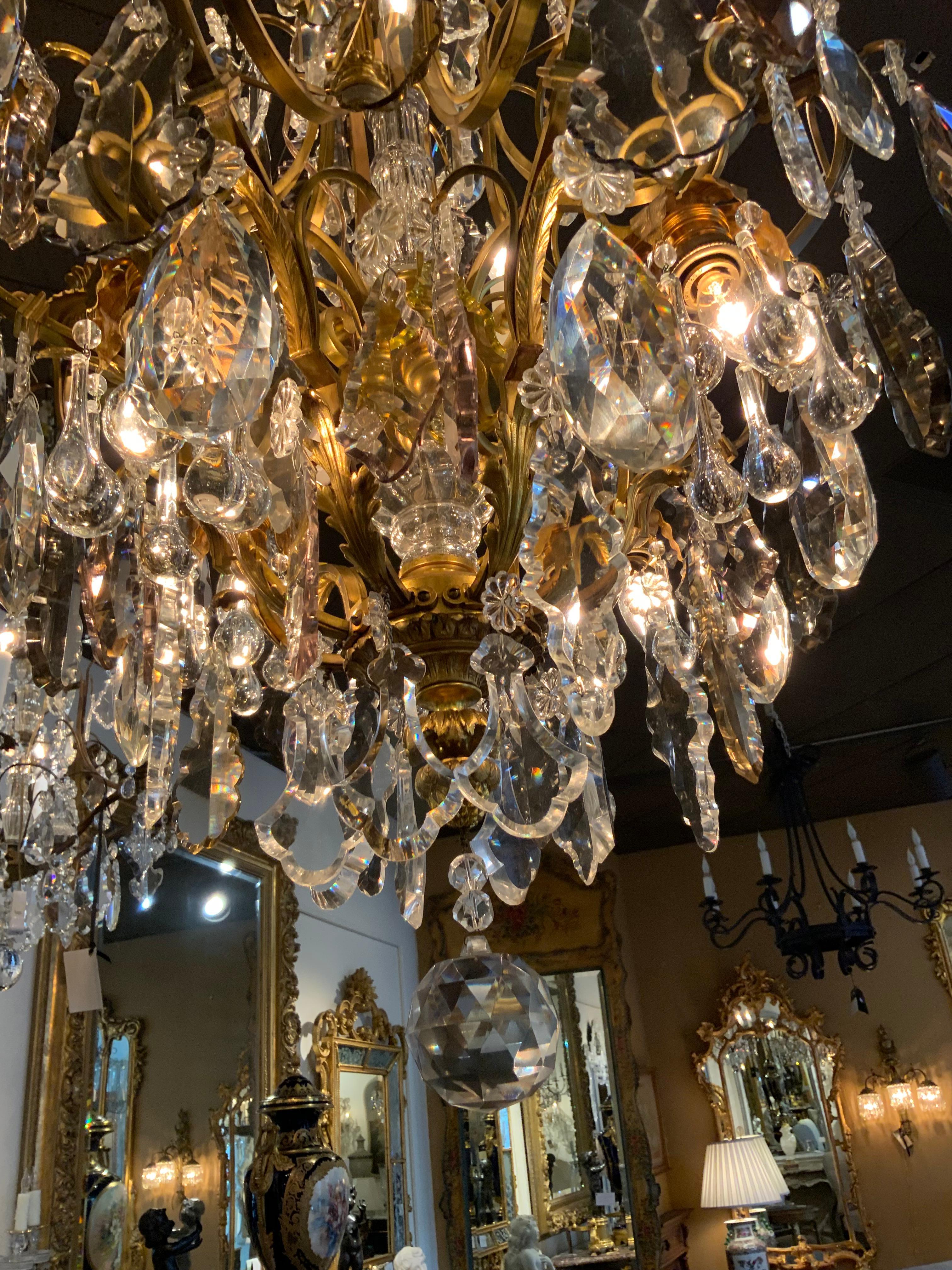 Large bronze and crystal chandelier with sixteen lights For Sale 3