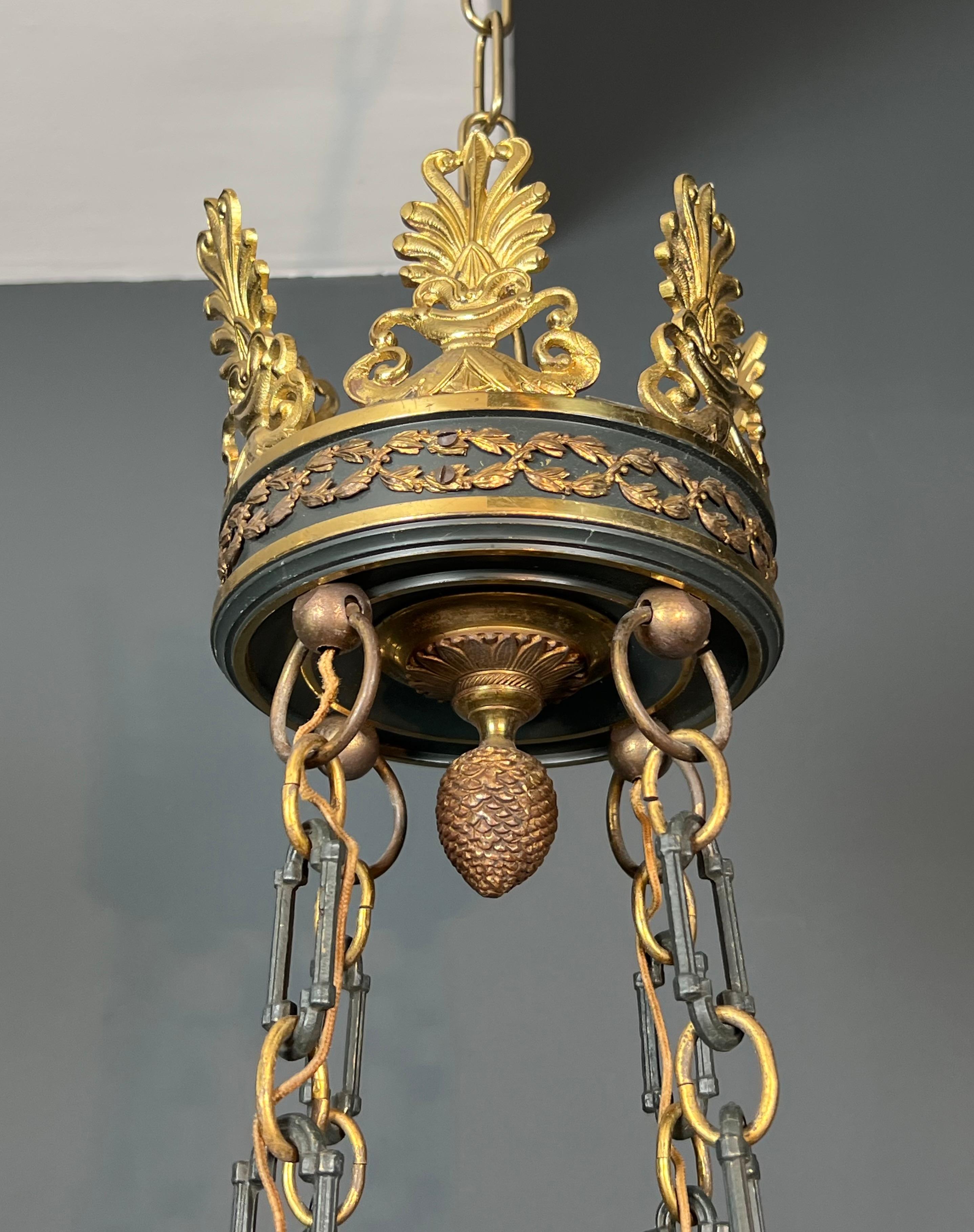 Début du 20ème siècle Grand lustre de style Empire en bronze et tôle verte en vente