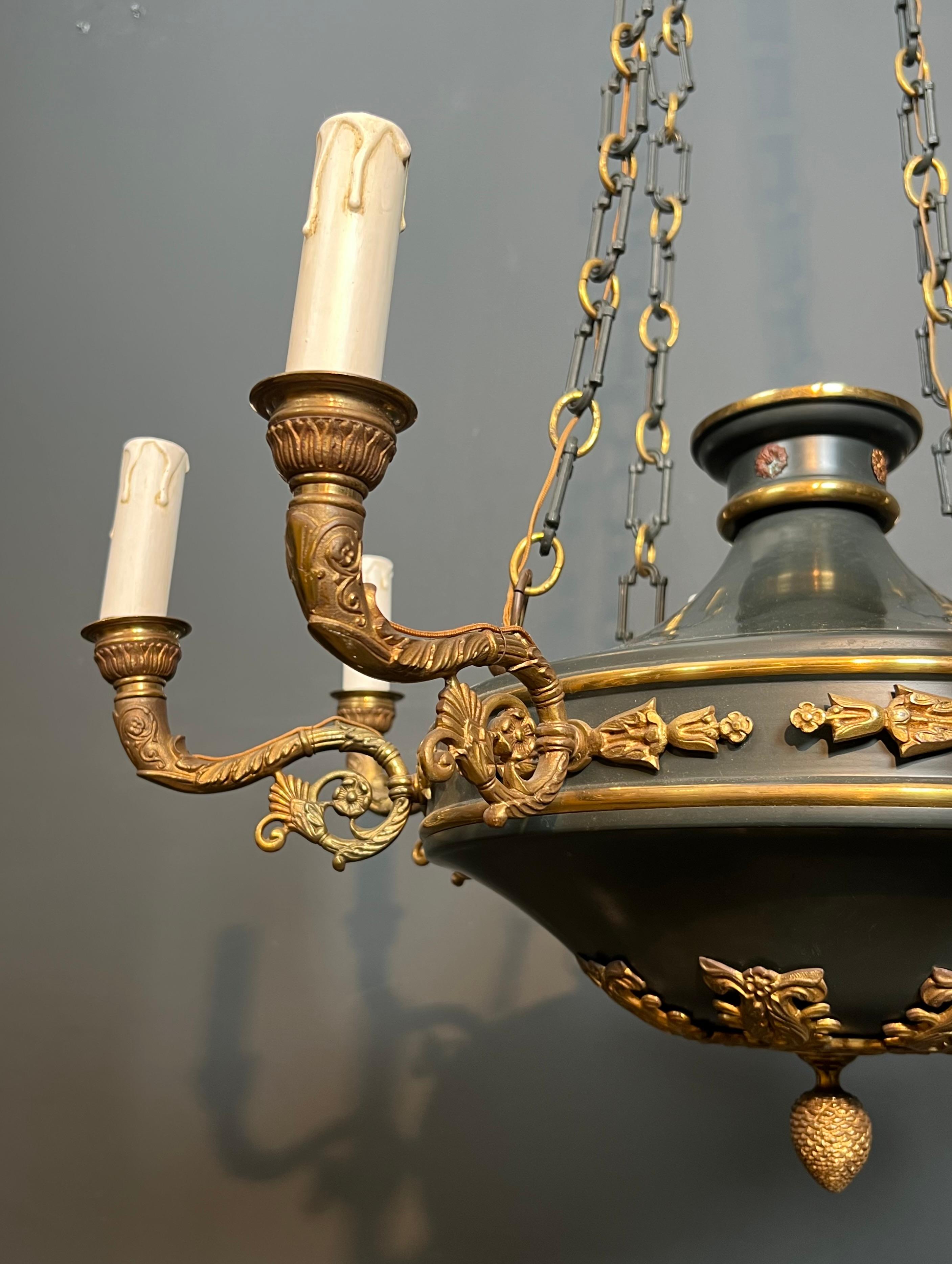 Grand lustre de style Empire en bronze et tôle verte en vente 2