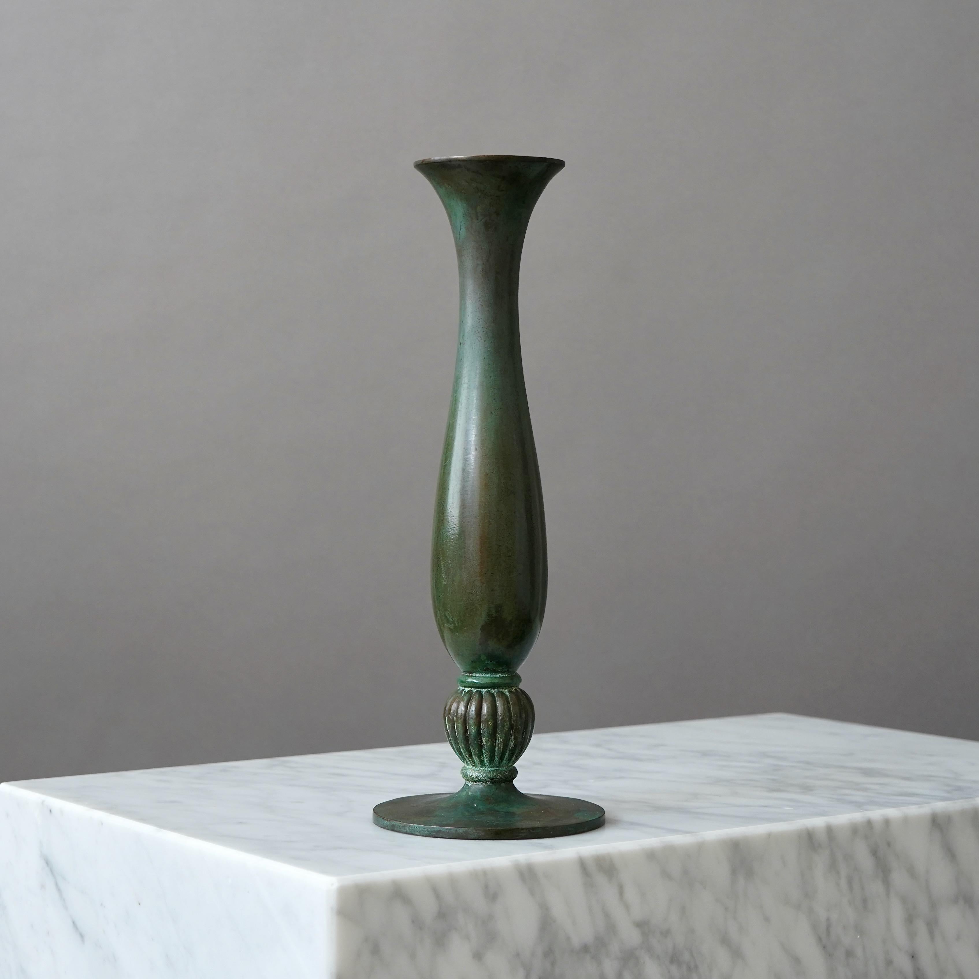 Große Art-Déco-Vase aus Bronze von Sune Bäckström, Schweden, 1920er Jahre im Zustand „Gut“ im Angebot in Malmö, SE