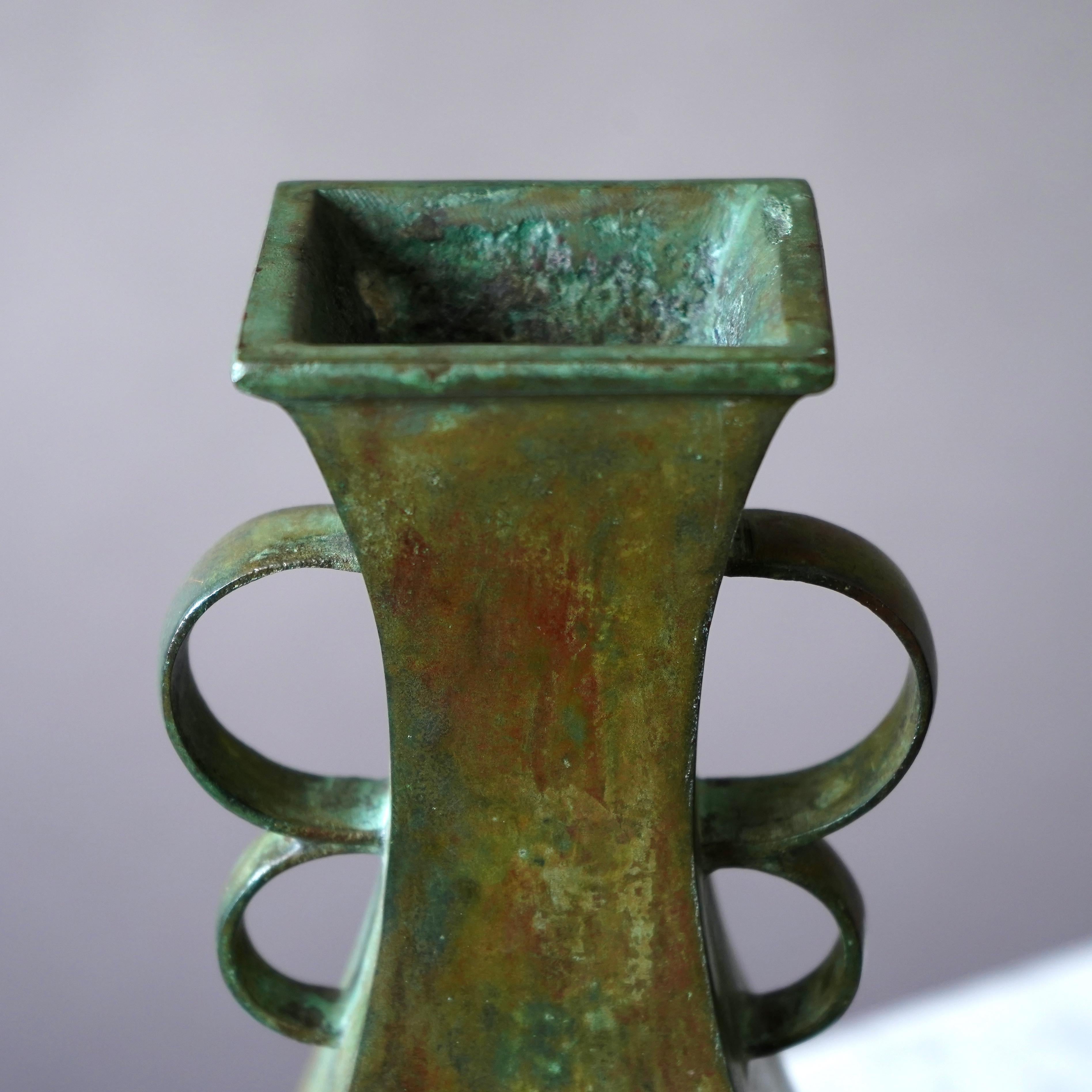 Große Art-Déco-Vase aus Bronze von Sune Bäckström, Schweden, 1920er Jahre im Zustand „Gut“ im Angebot in Malmö, SE