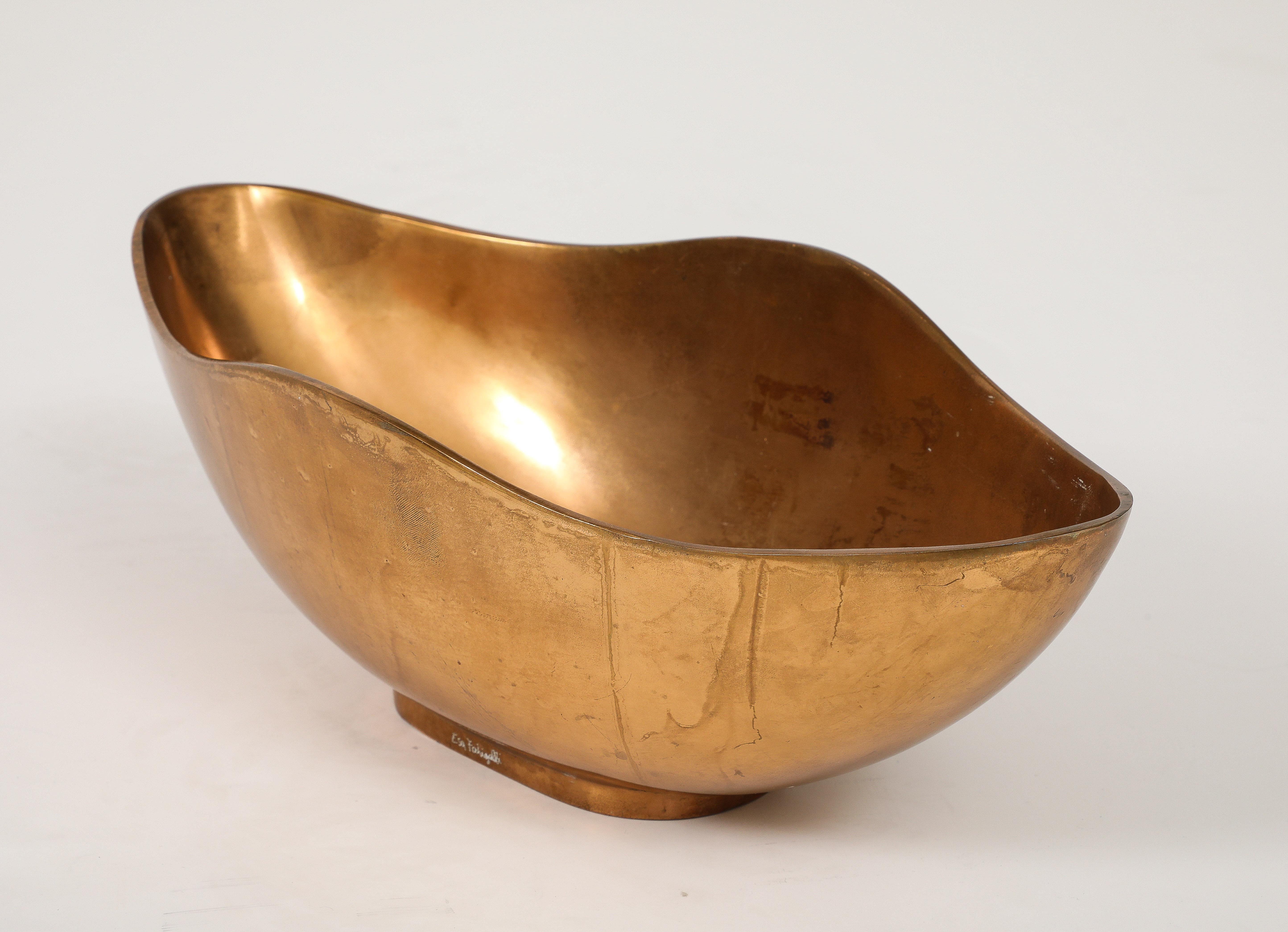 Hand-Crafted Large Bronze Bowl By Esa Fedrigolli For Sale