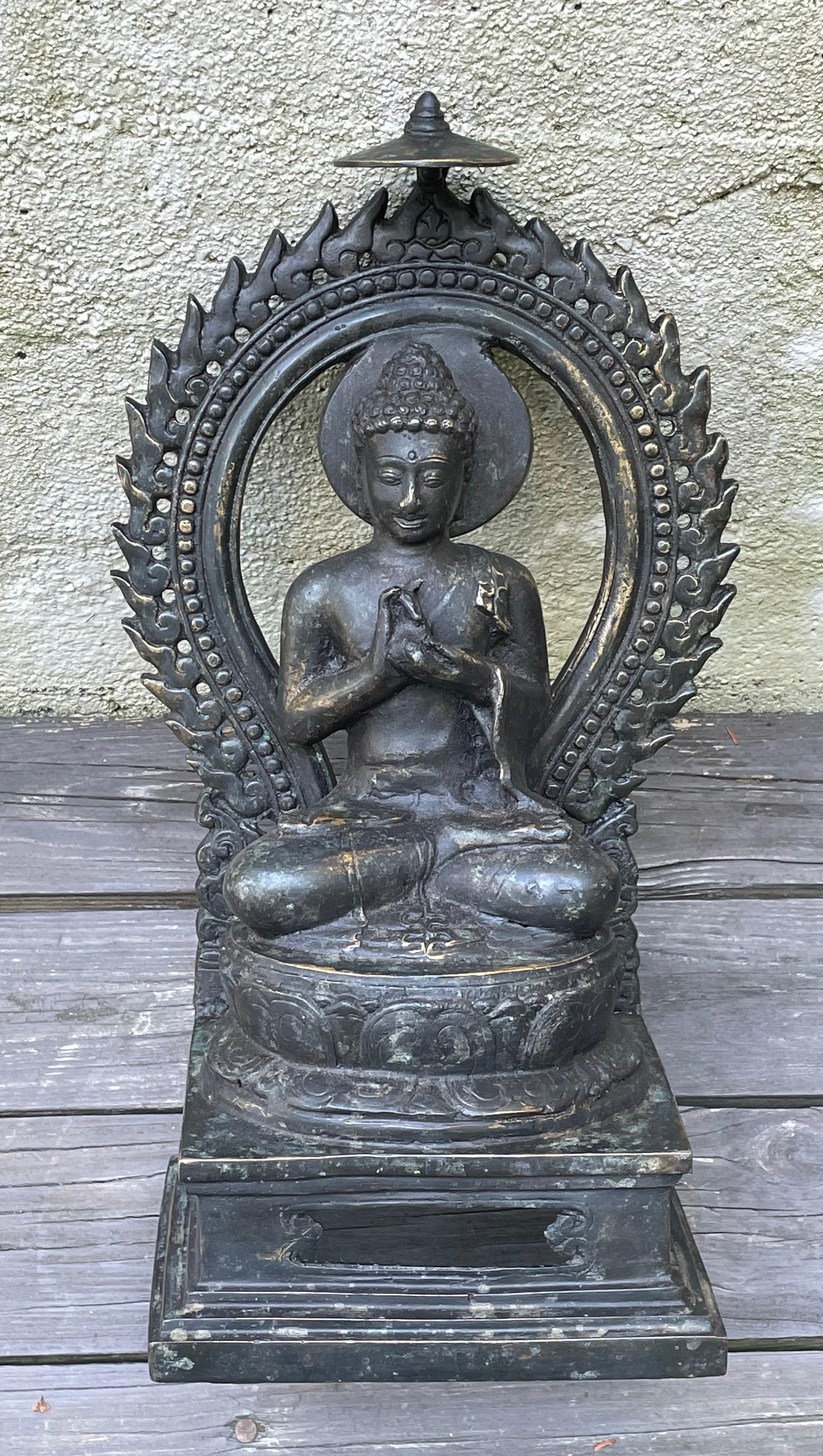 20th Century Mid Century Seated Buddha Sculpture in Cast Bronze