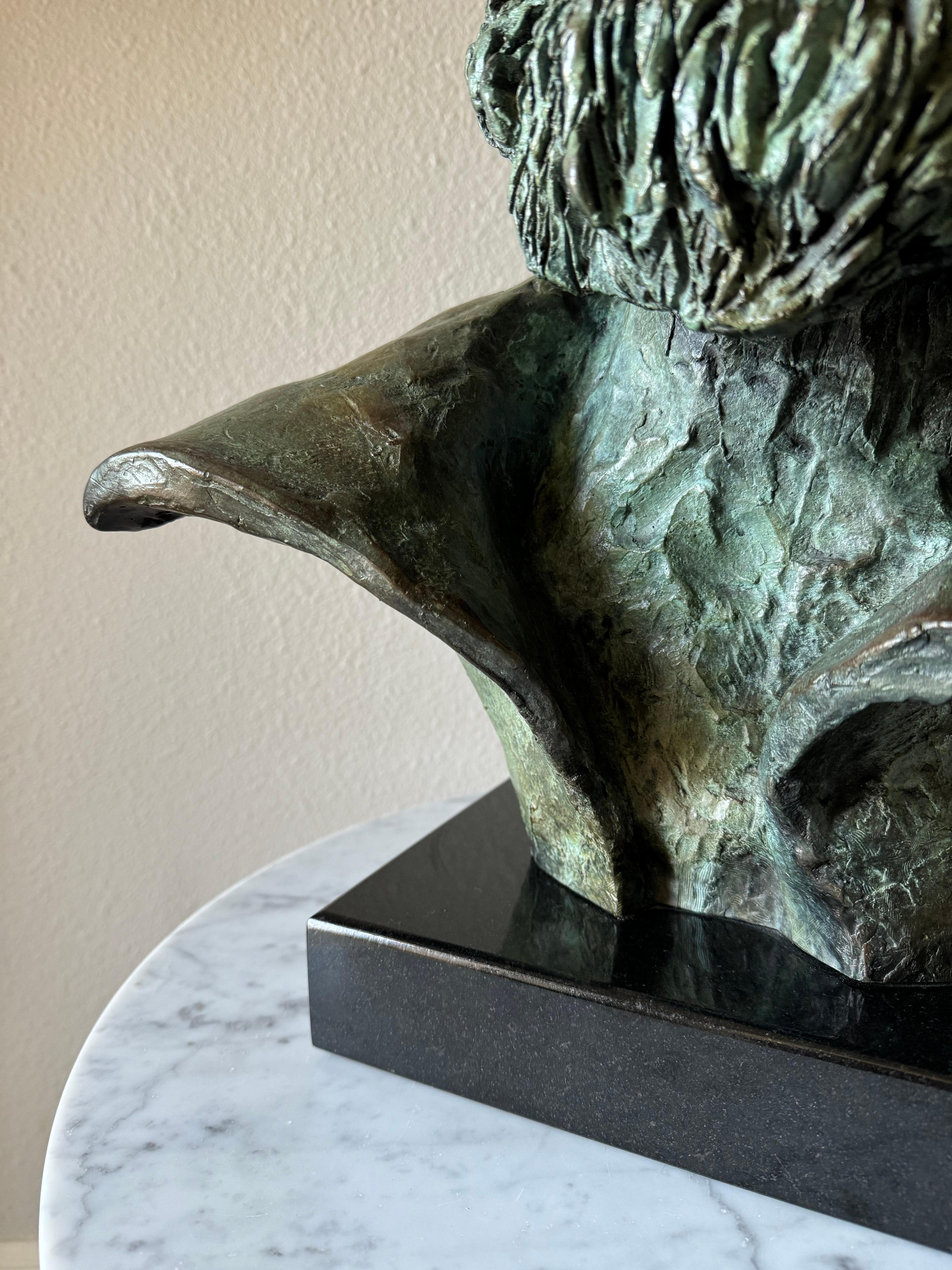 Escultura busto grande de bronce, firmada Hedy MIller 92' Brutalista en venta