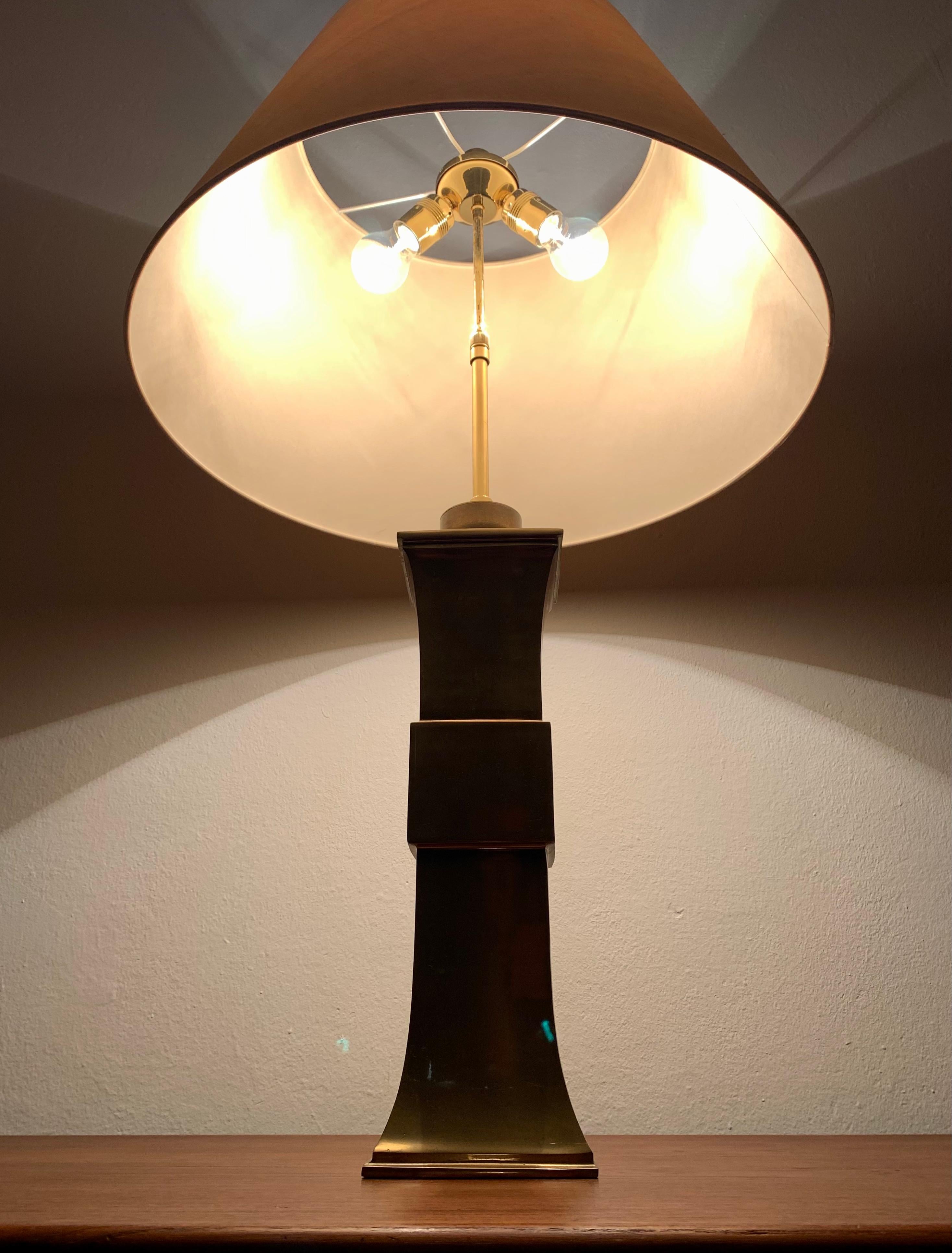 Large Bronze Cast Table Lamp For Sale 4