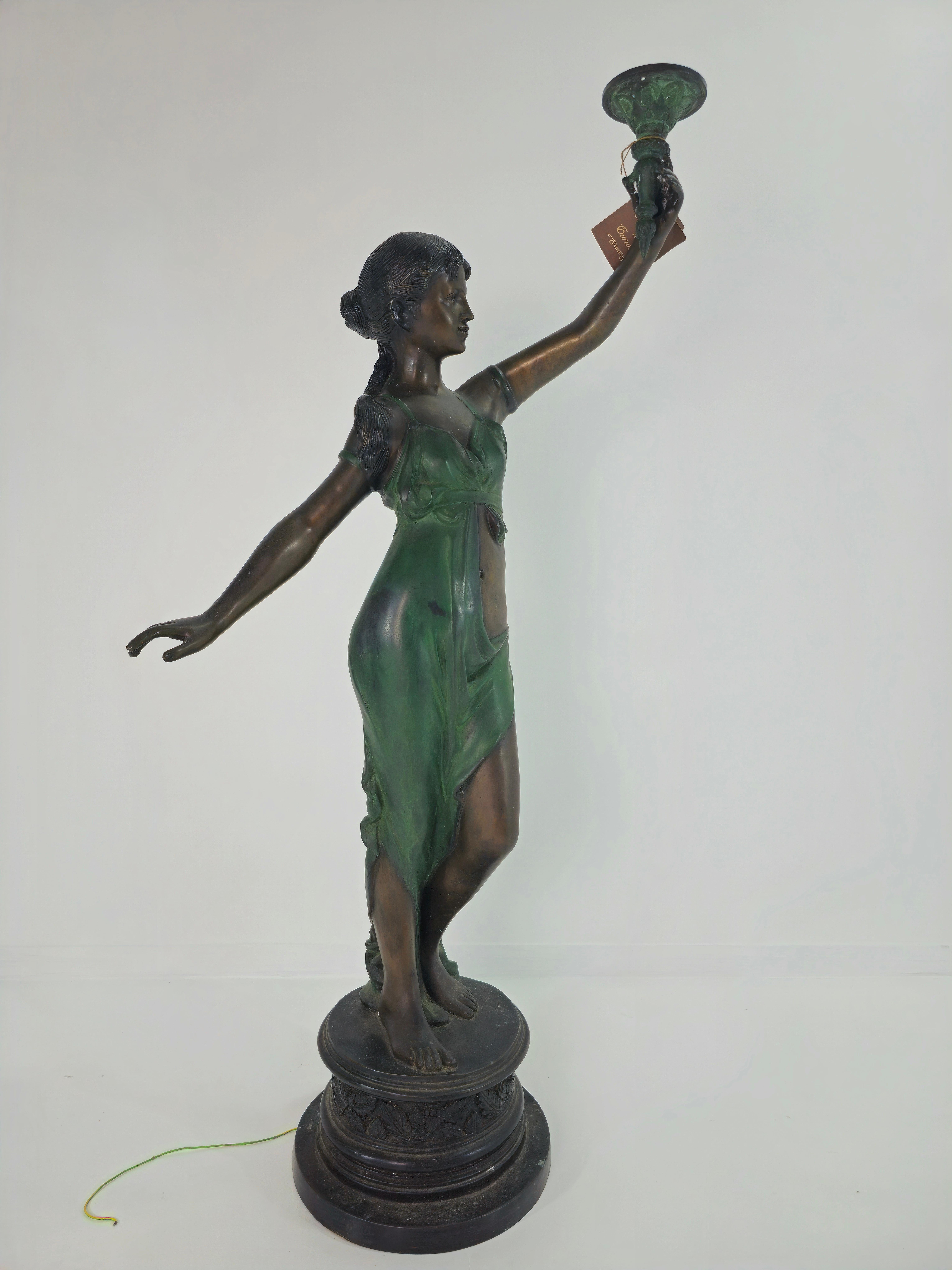 Large Bronze Floor Lamp Mid-Century Modern Italy 1960/70s For Sale 1