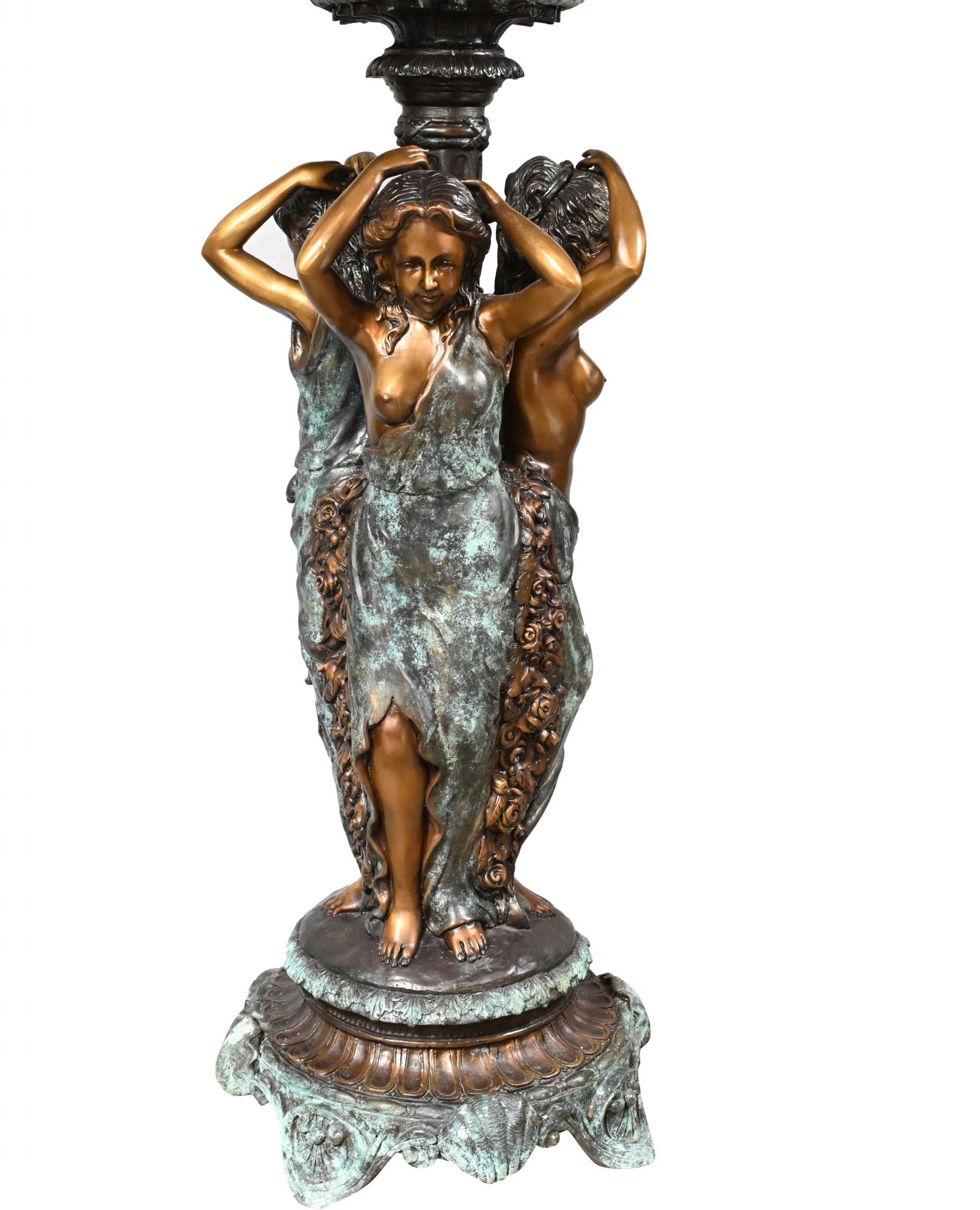 Großer Bronzebrunnen mit Jungfrauen, klassisches französisches Garten-Wasserelement 3