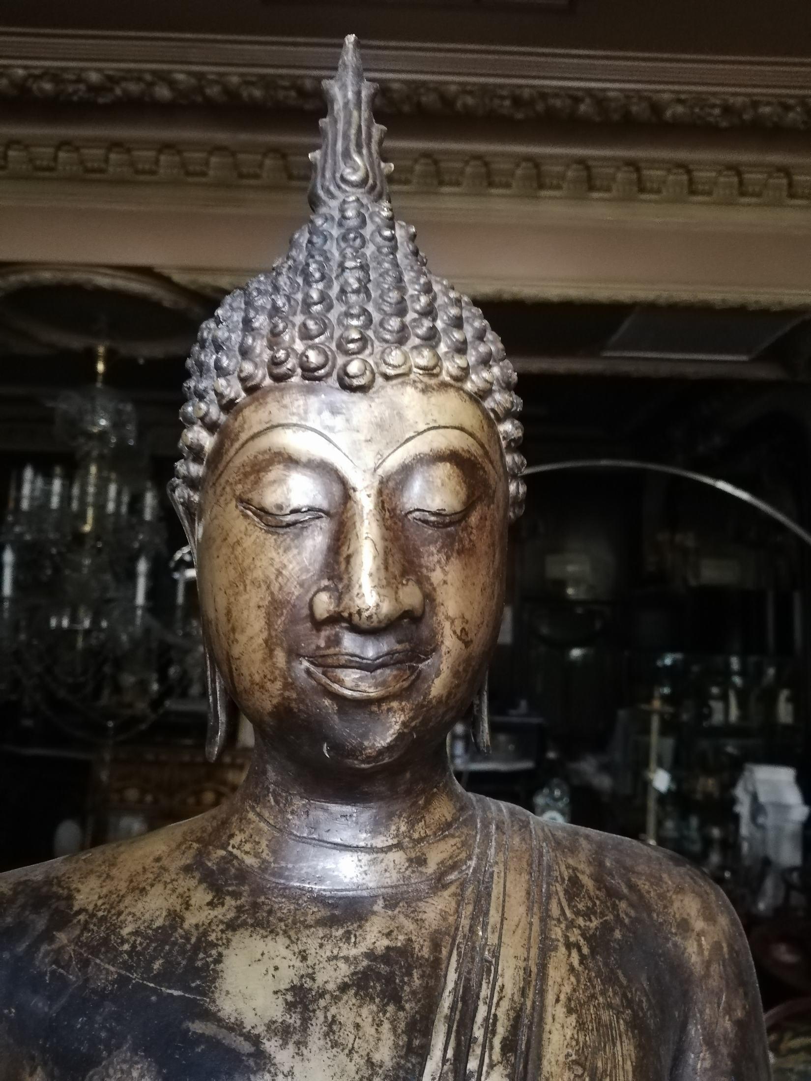 Large Bronze Golden Bronze Boudha of 19th Century on Solid Wood Base For Sale 4