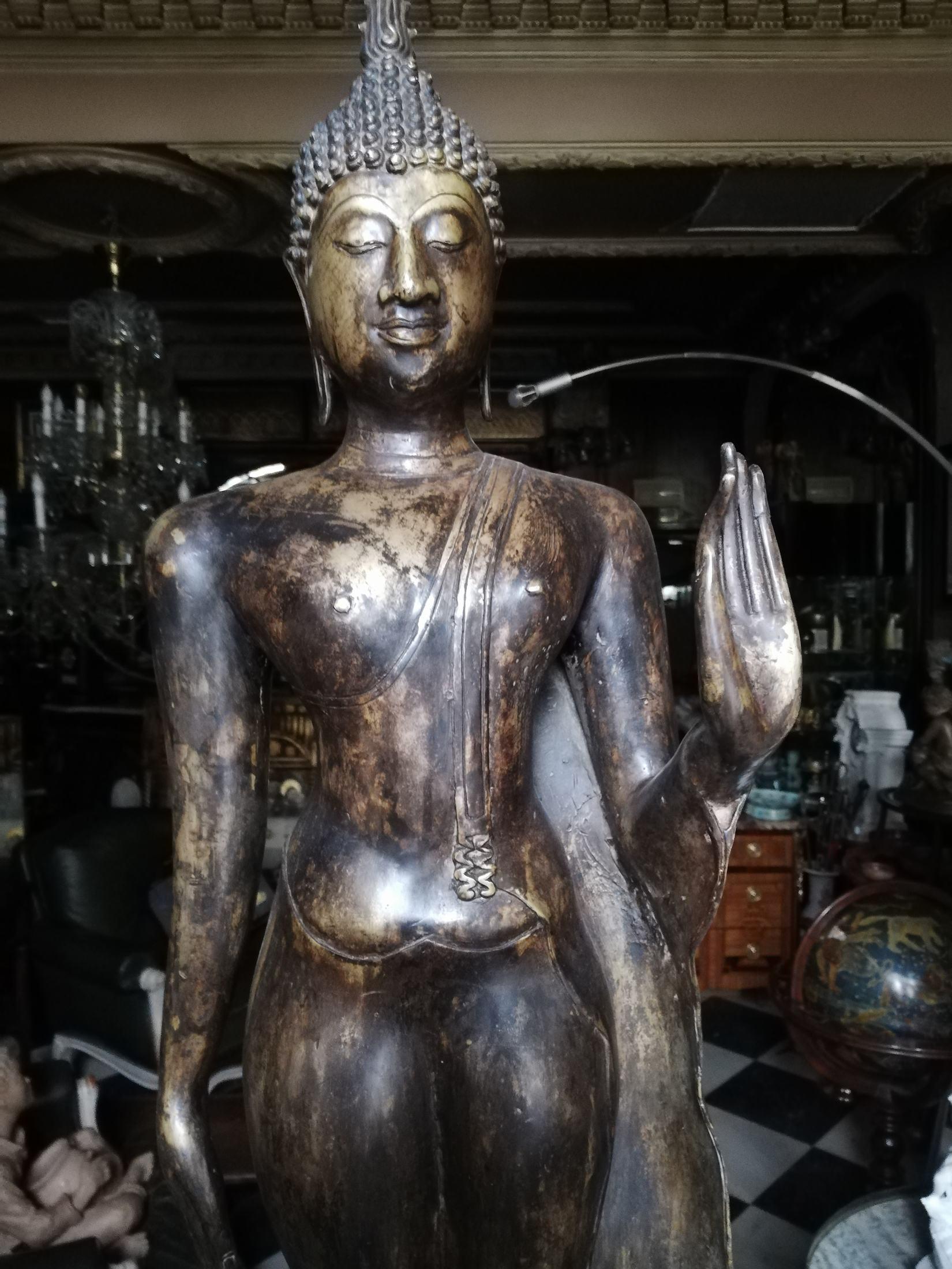 Large Bronze Golden Bronze Boudha of 19th Century on Solid Wood Base For Sale 5