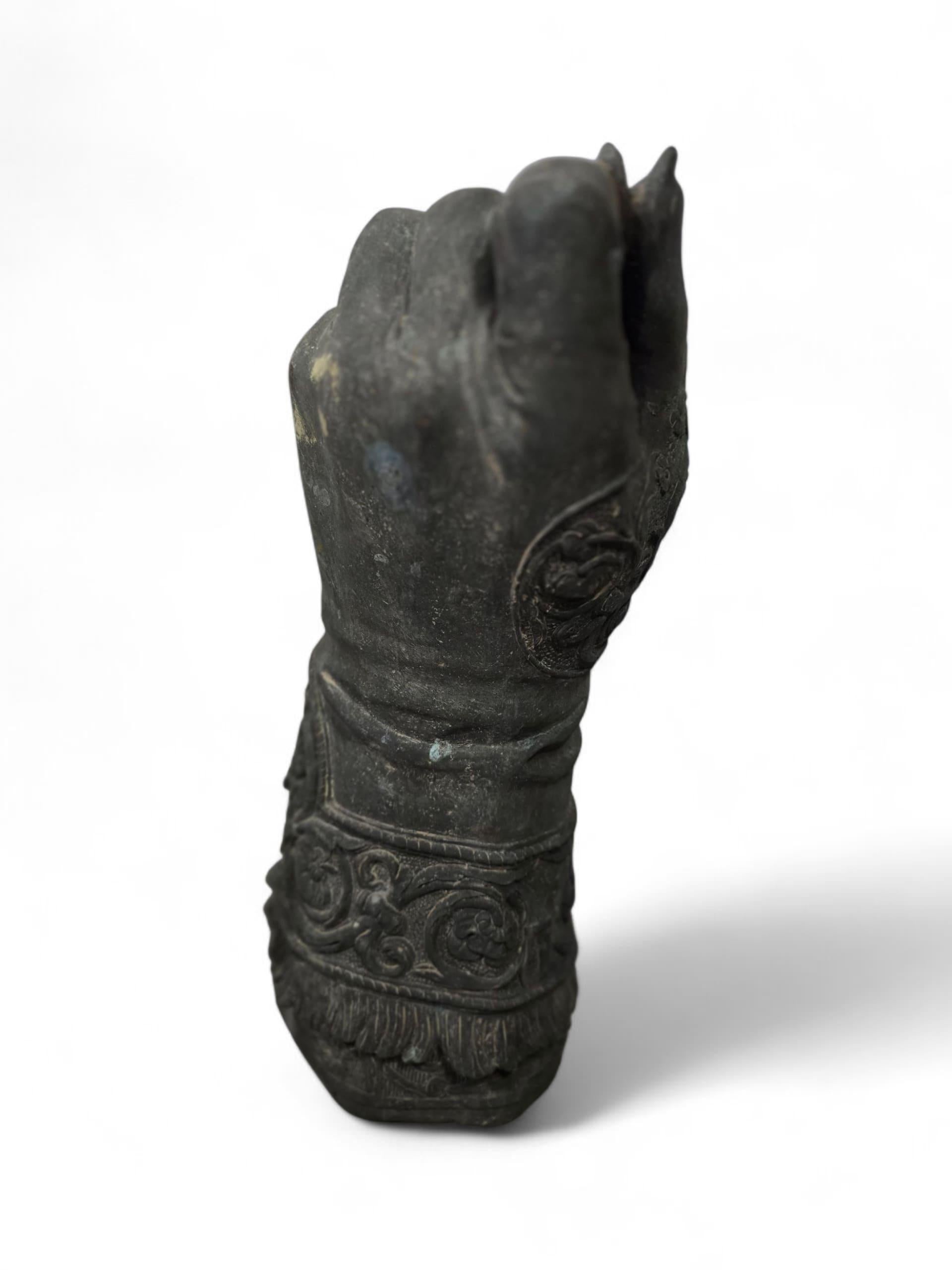 Bronzo Grande mano in bronzo di Pietro Tacca - di Fernando Sánchez Castillo in vendita