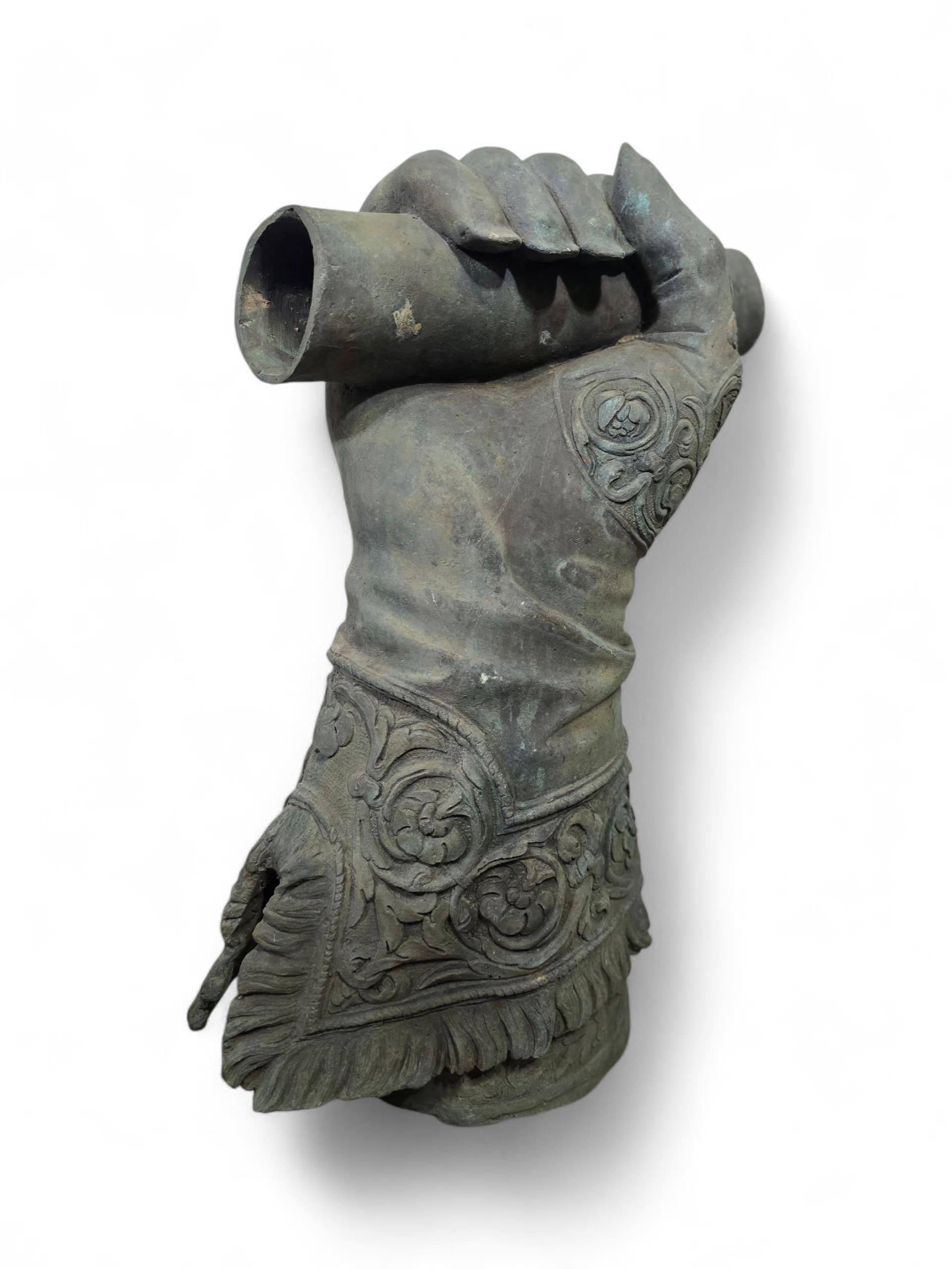 Bronzo Grande mano in bronzo di Pietro Tacca - di Fernando Sánchez Castillo in vendita