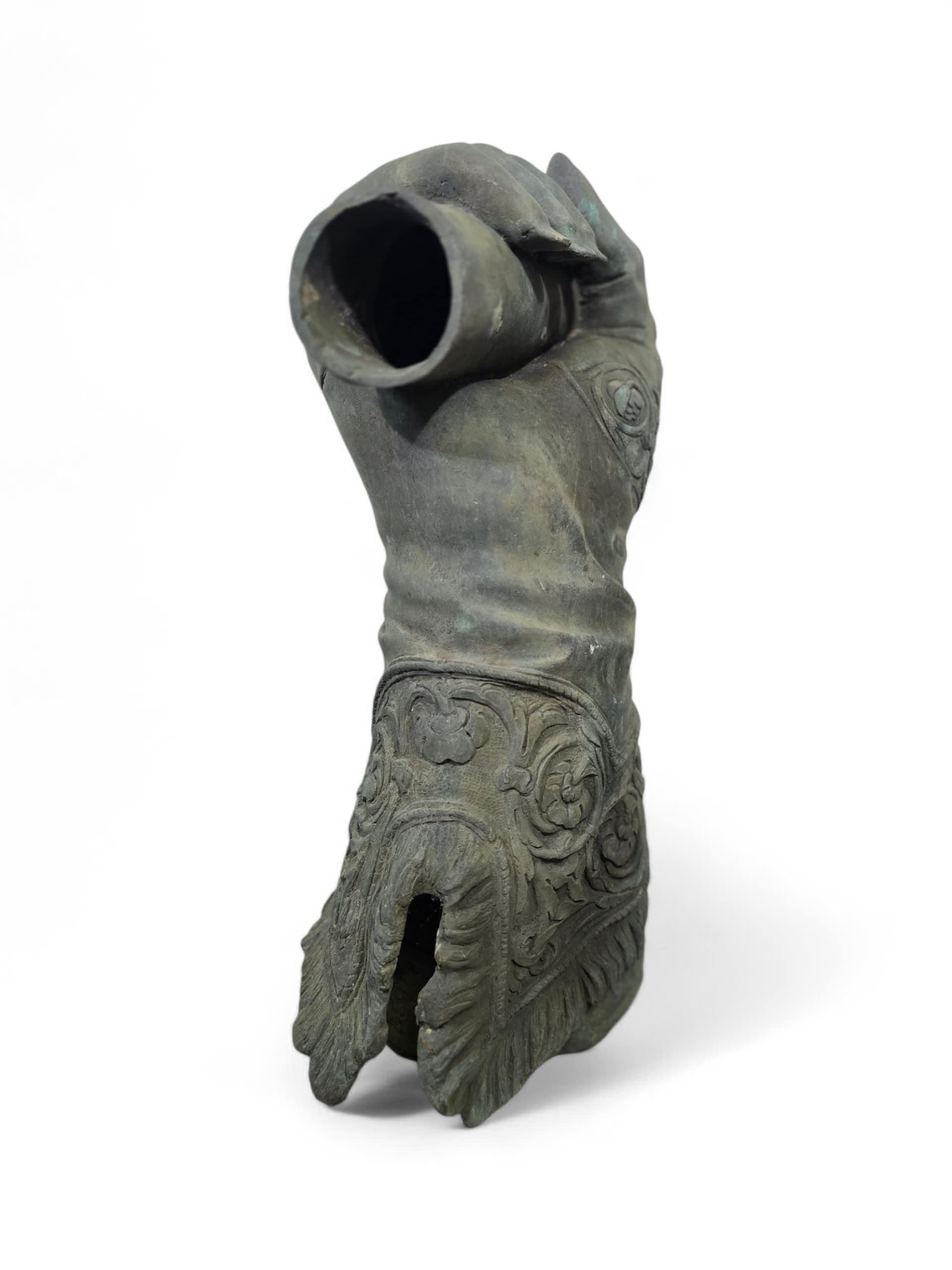 Grande mano in bronzo di Pietro Tacca - di Fernando Sánchez Castillo in vendita 1