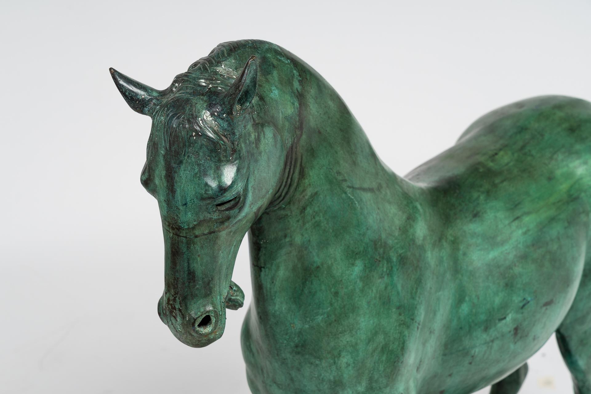 Arts and Crafts Cavallo di bronzo grande in vendita