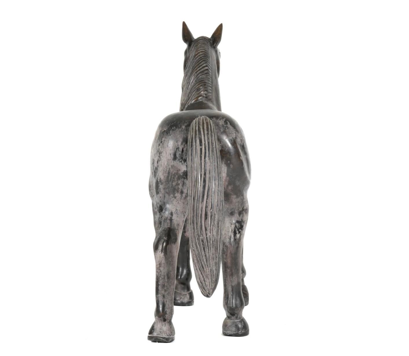 Américain Grande sculpture de cheval en bronze en vente