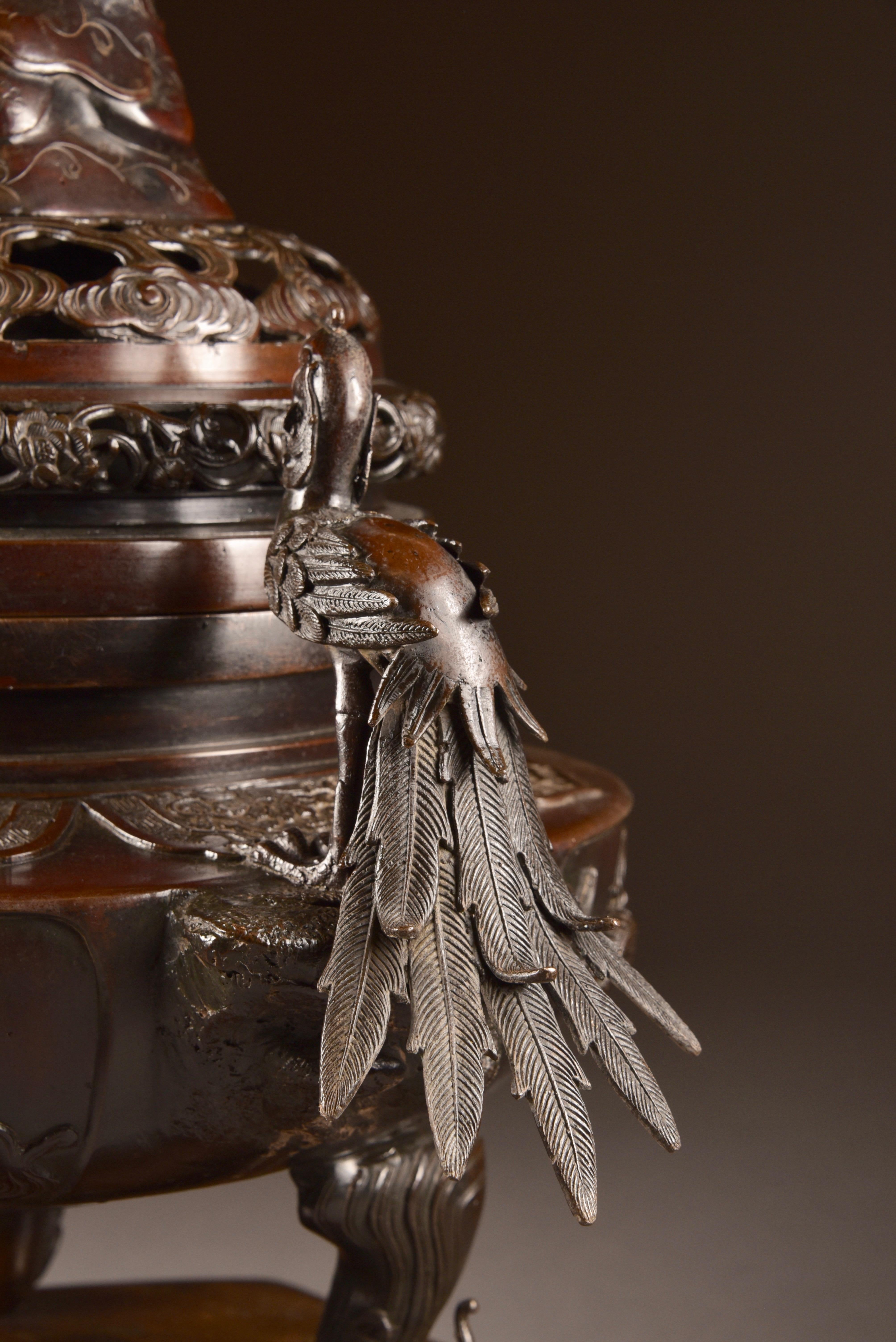 Bronze Incense Burner with Buddha and Phoenix Birds, Japan, Late 19th Century 5