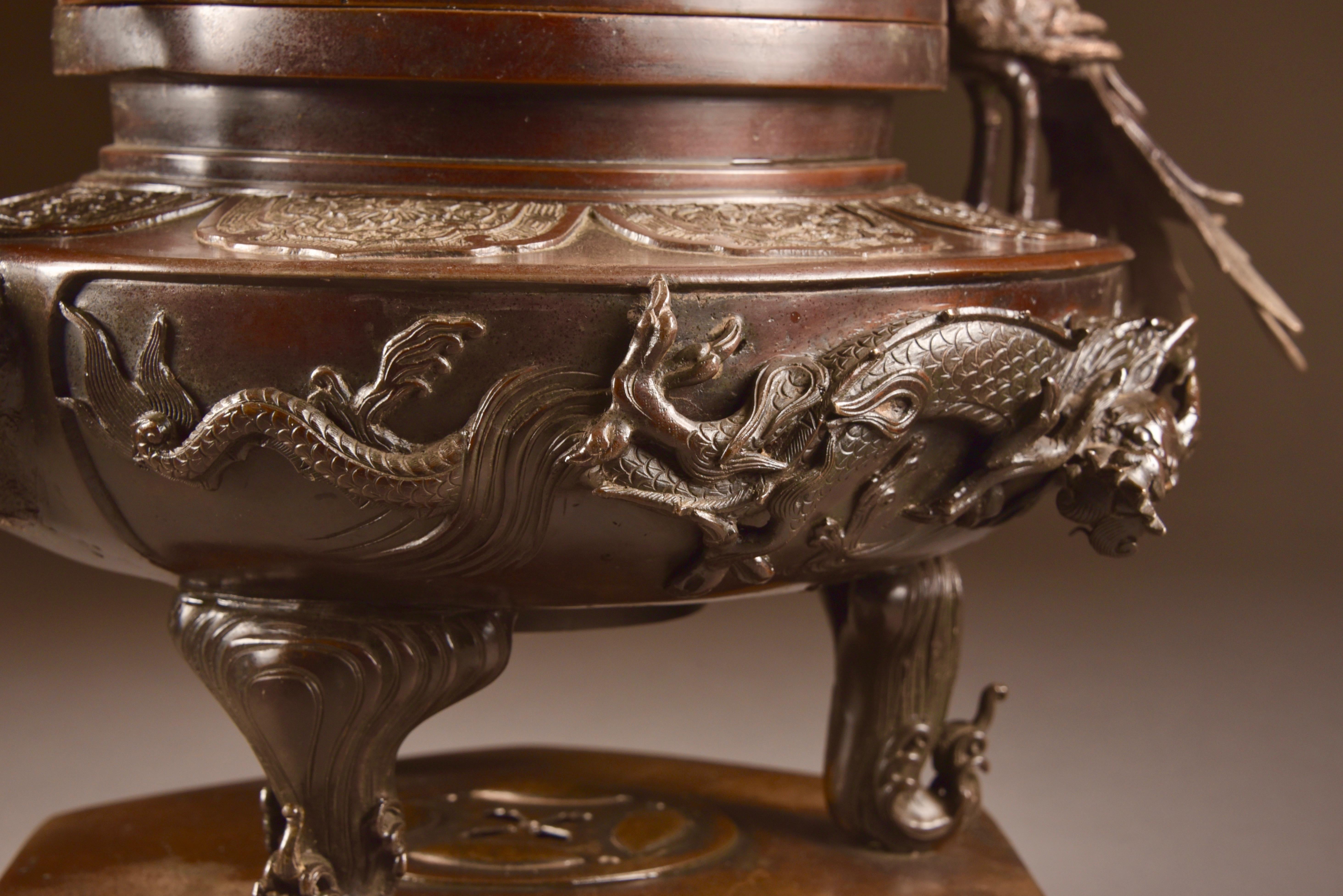 Bronze Incense Burner with Buddha and Phoenix Birds, Japan, Late 19th Century 10