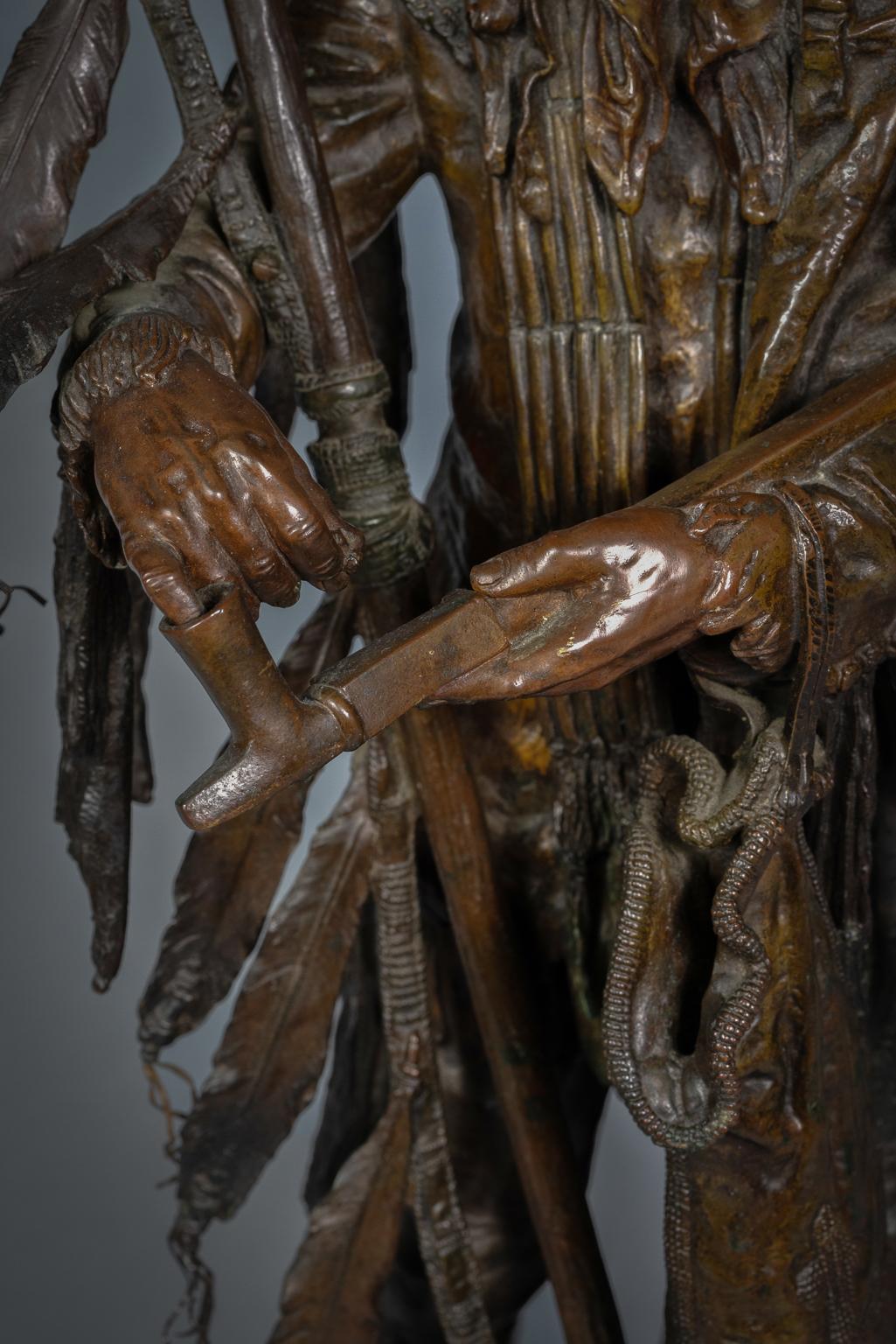 Großer indischer Bronze-Indianer, „Peace“, von Carl Kauba, 1865-1922 im Zustand „Gut“ im Angebot in New York, NY