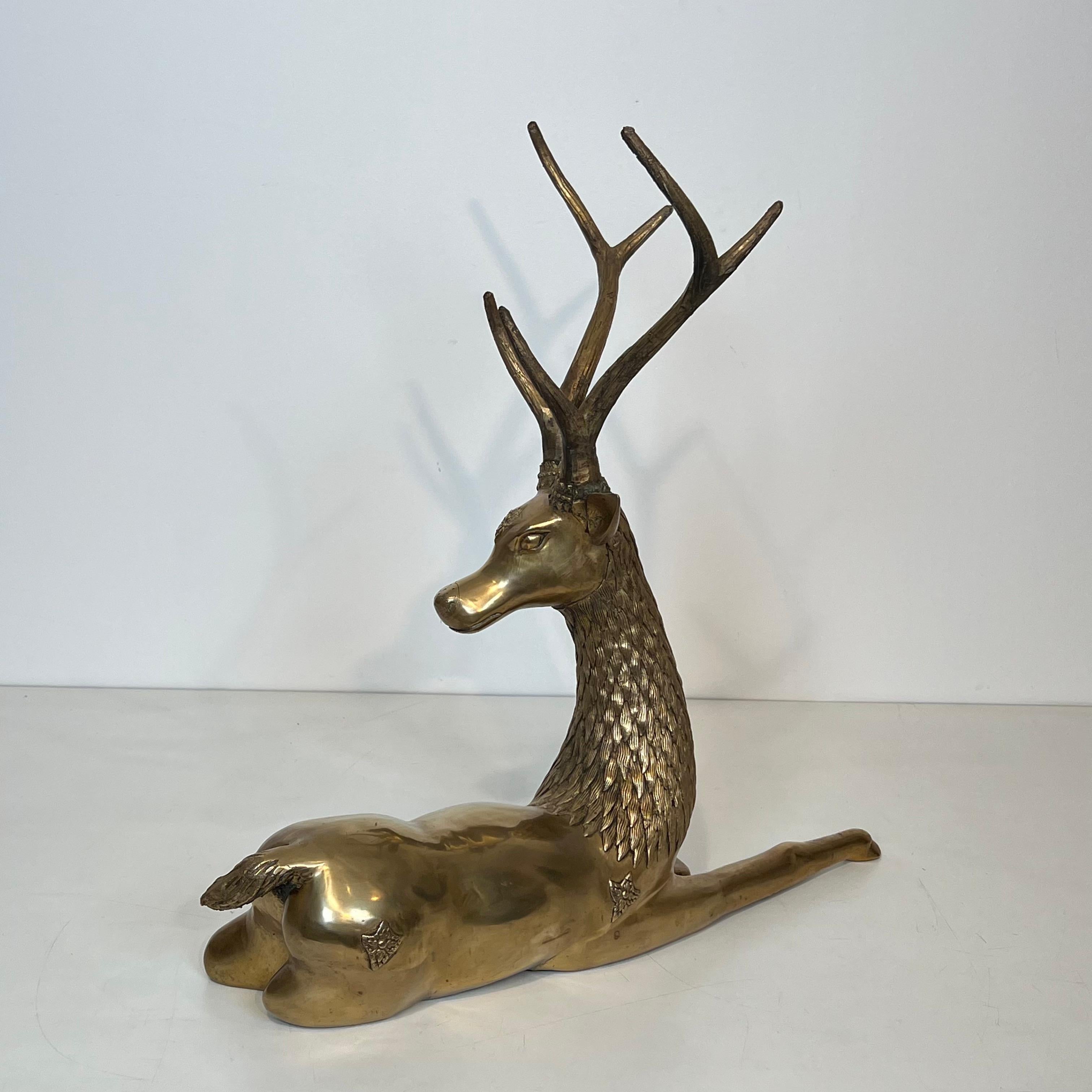 Fin du 20e siècle Large Bronze Lying Deer Engraved with Shamanic Motifs en vente