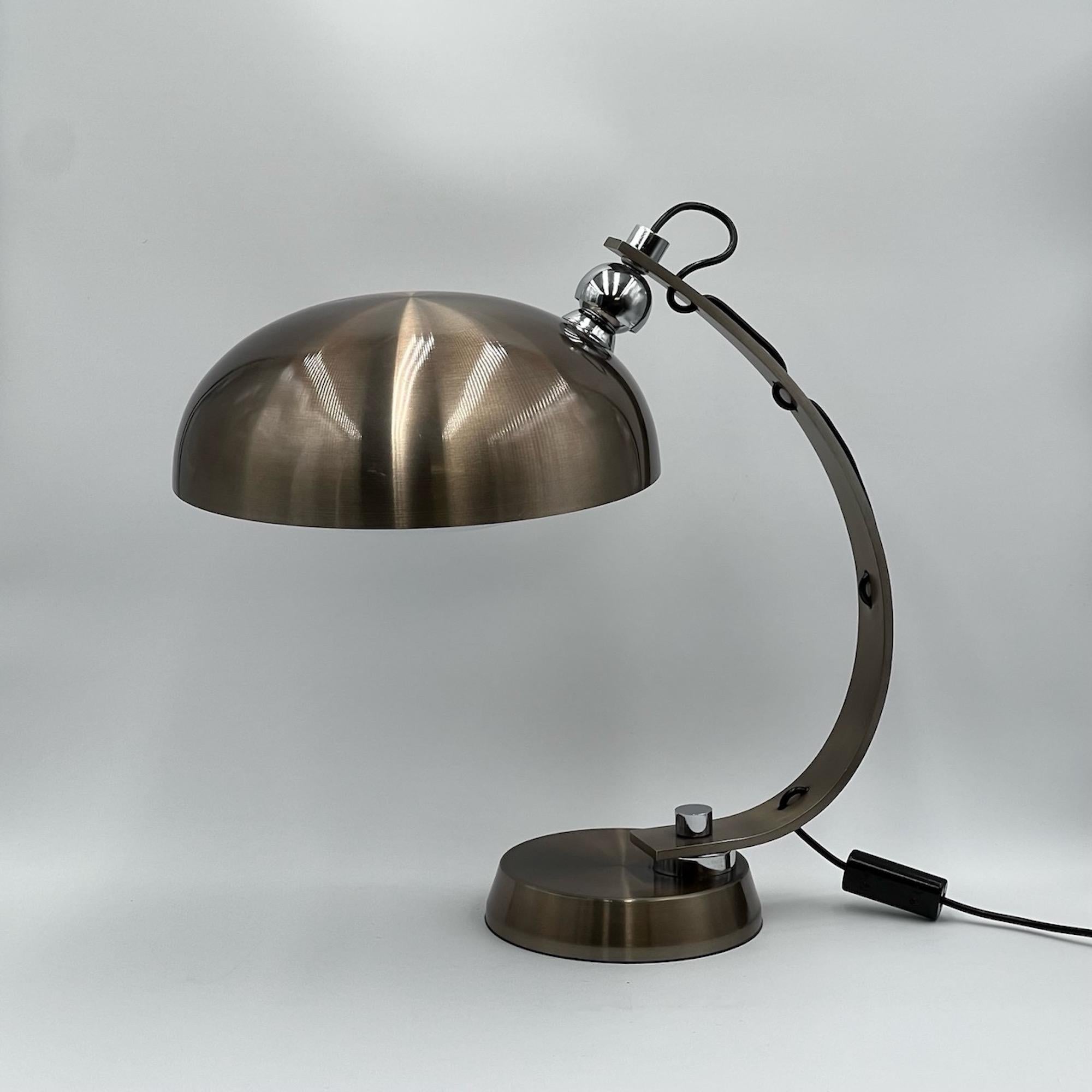 European Large Bronze Metal Table Lamp Arredoluce, Italy, 1970s