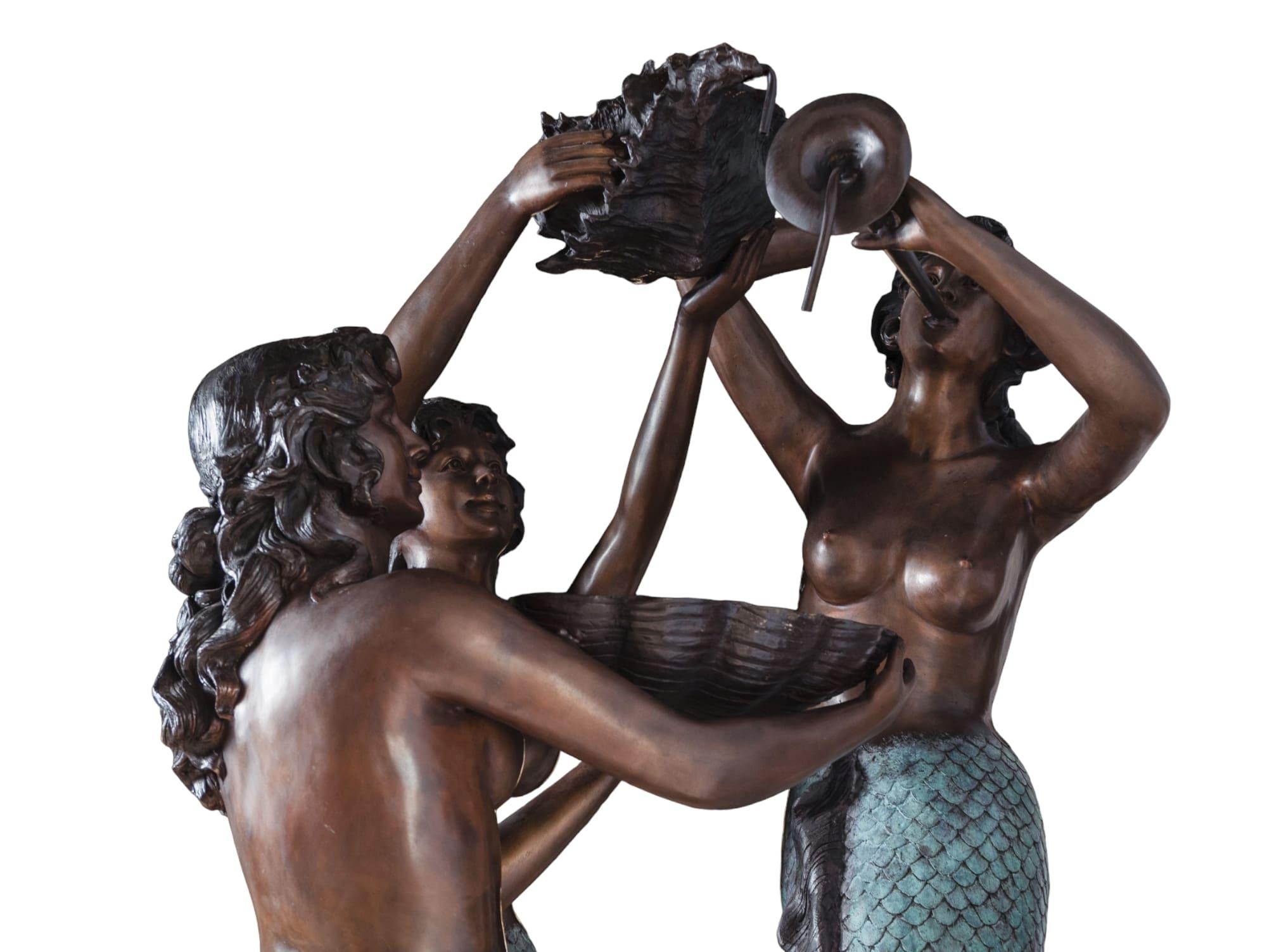 Großes Bronze-Gartenbrunnen-Wasserelement mit 3 Meerjungfrauen im Angebot 5