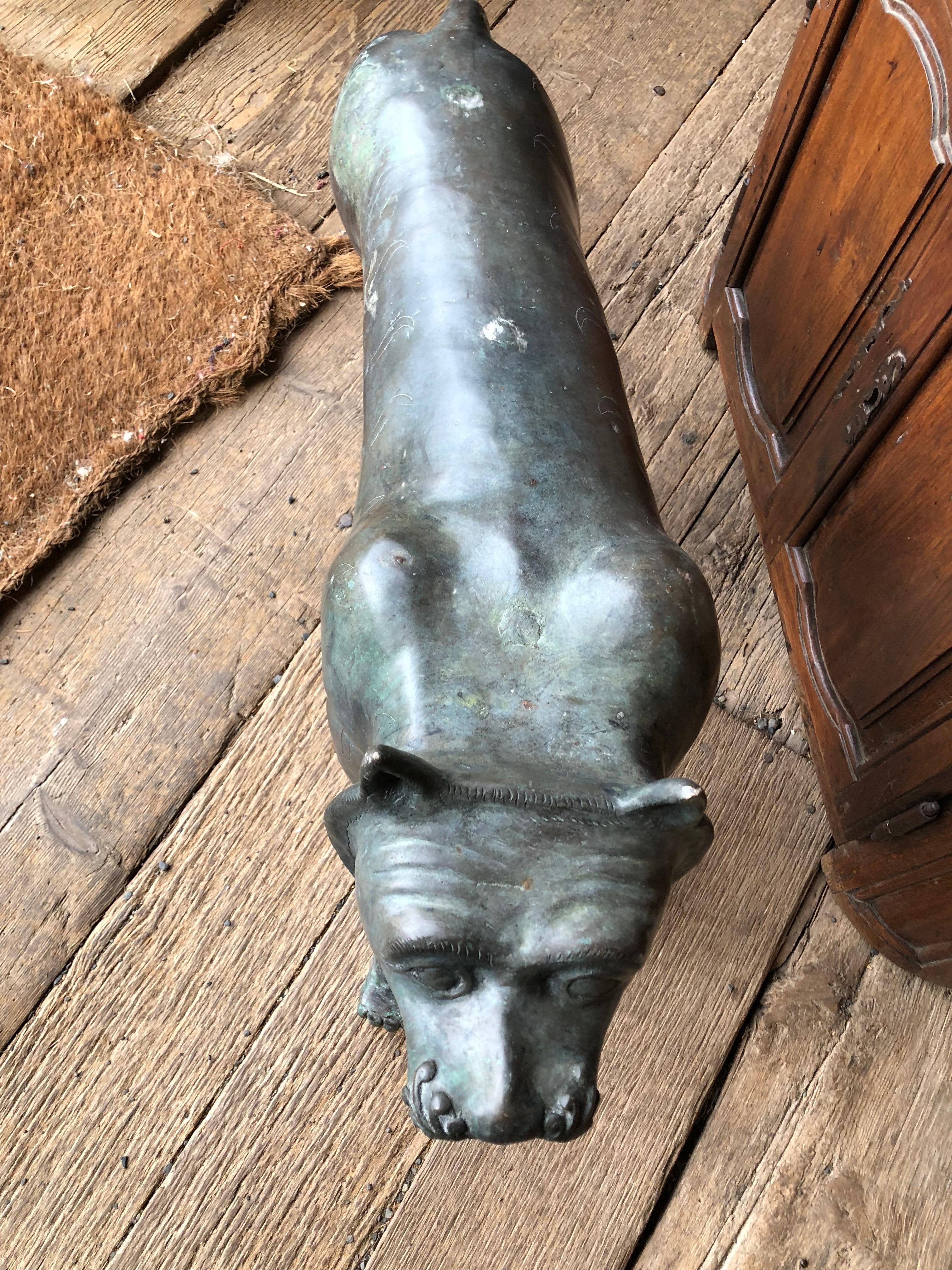 Indien Sculpture de chat en bronze Phyllis Morris en vente