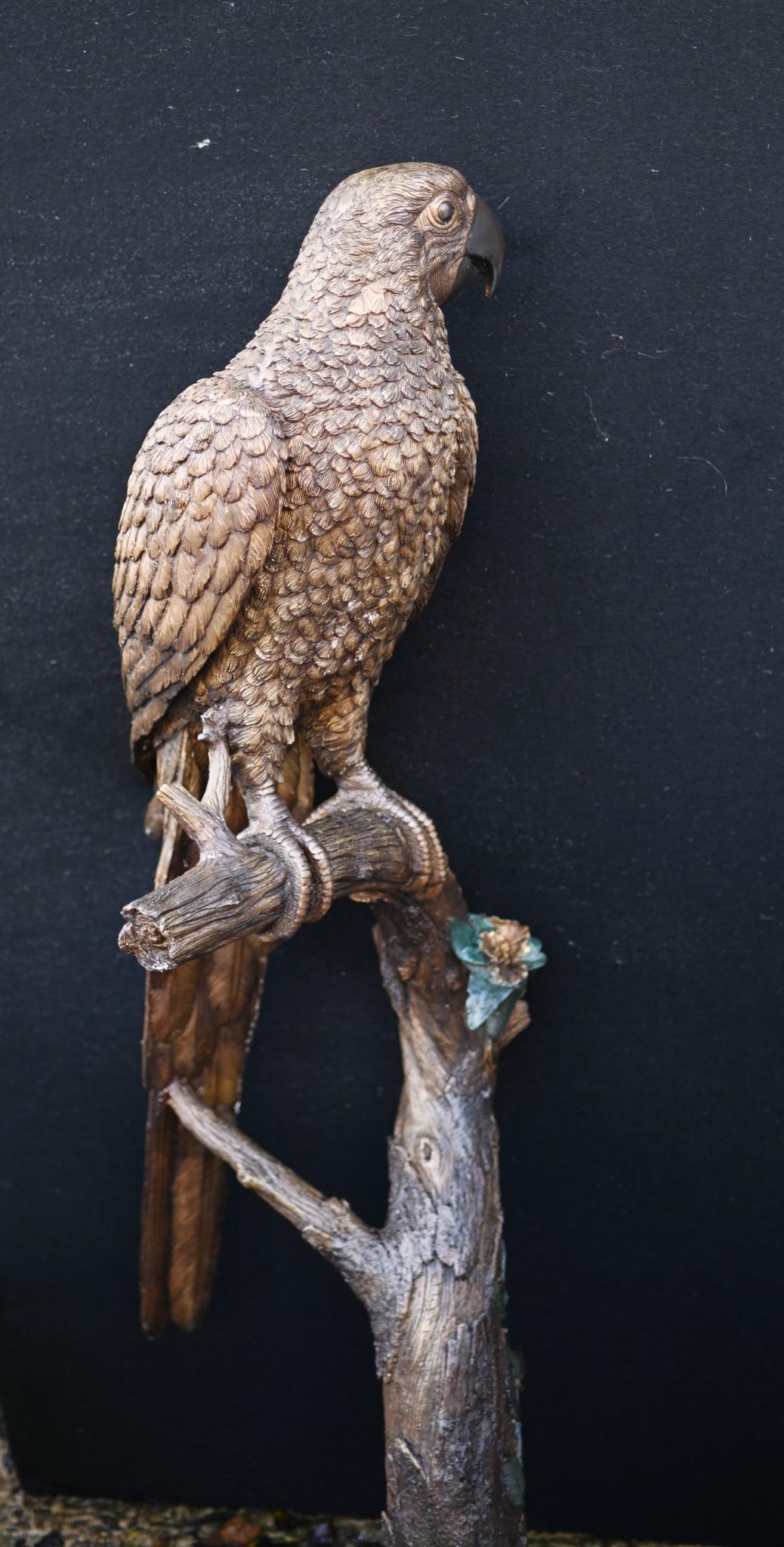 Stunning large bronze parrot perched on a tree stump
Good size at almost six feet tall - 167 CM
Of course being bronze this can live outside with no fear of rusting
Patina to the bronze is superb and the quality to the casting is incredible
Offered