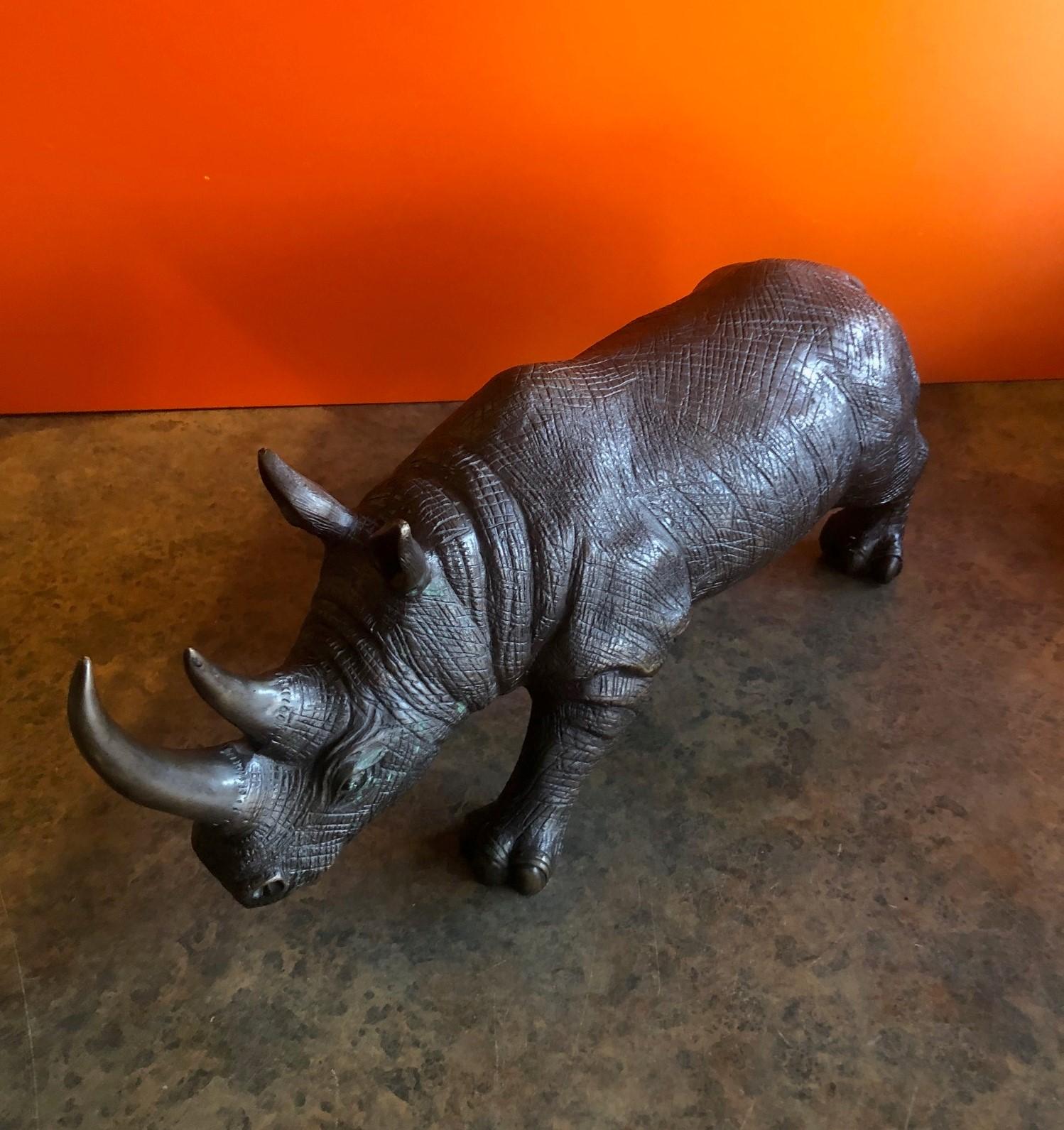 Details about   Metal Large Rhino Wall Head 34 cm Sculpture Rhinoceros Statue Figurine 