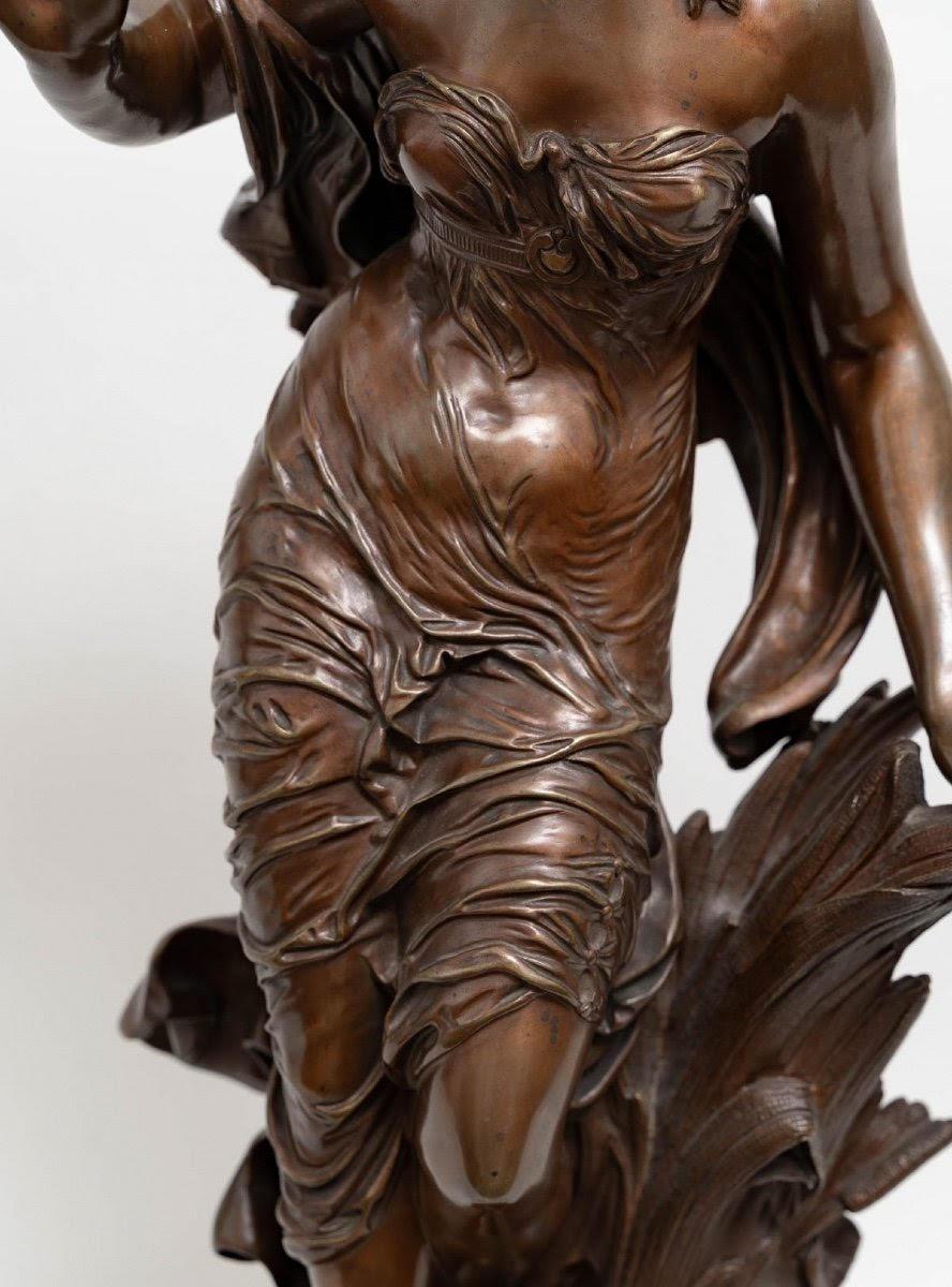 Bronzo Grande scultura in bronzo di Augustuste Moreau, XIX secolo, periodo Napoleone III. in vendita