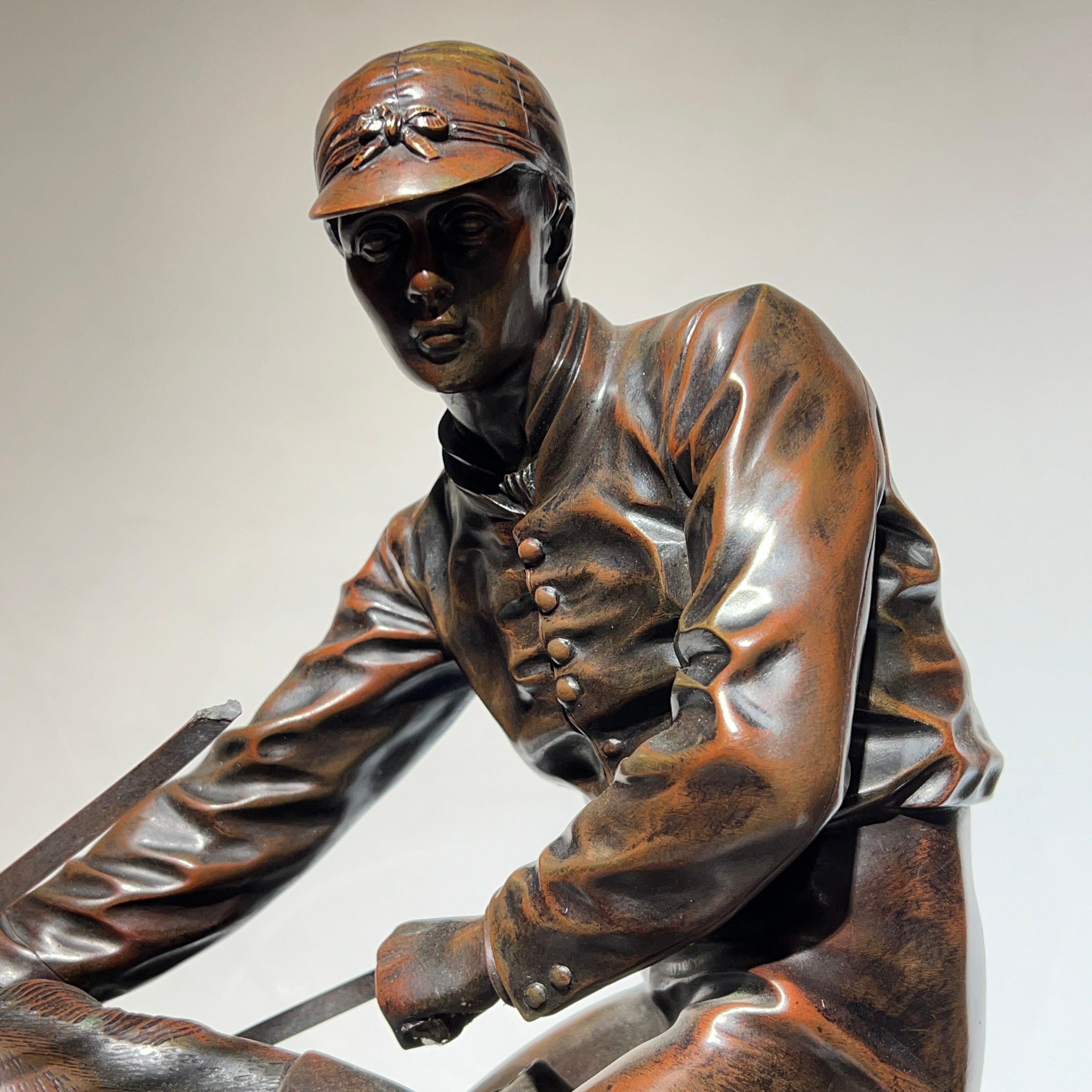 Patinato Grande scultura in bronzo di un fantino su un purosangue di Isidore Jules Bonheur in vendita