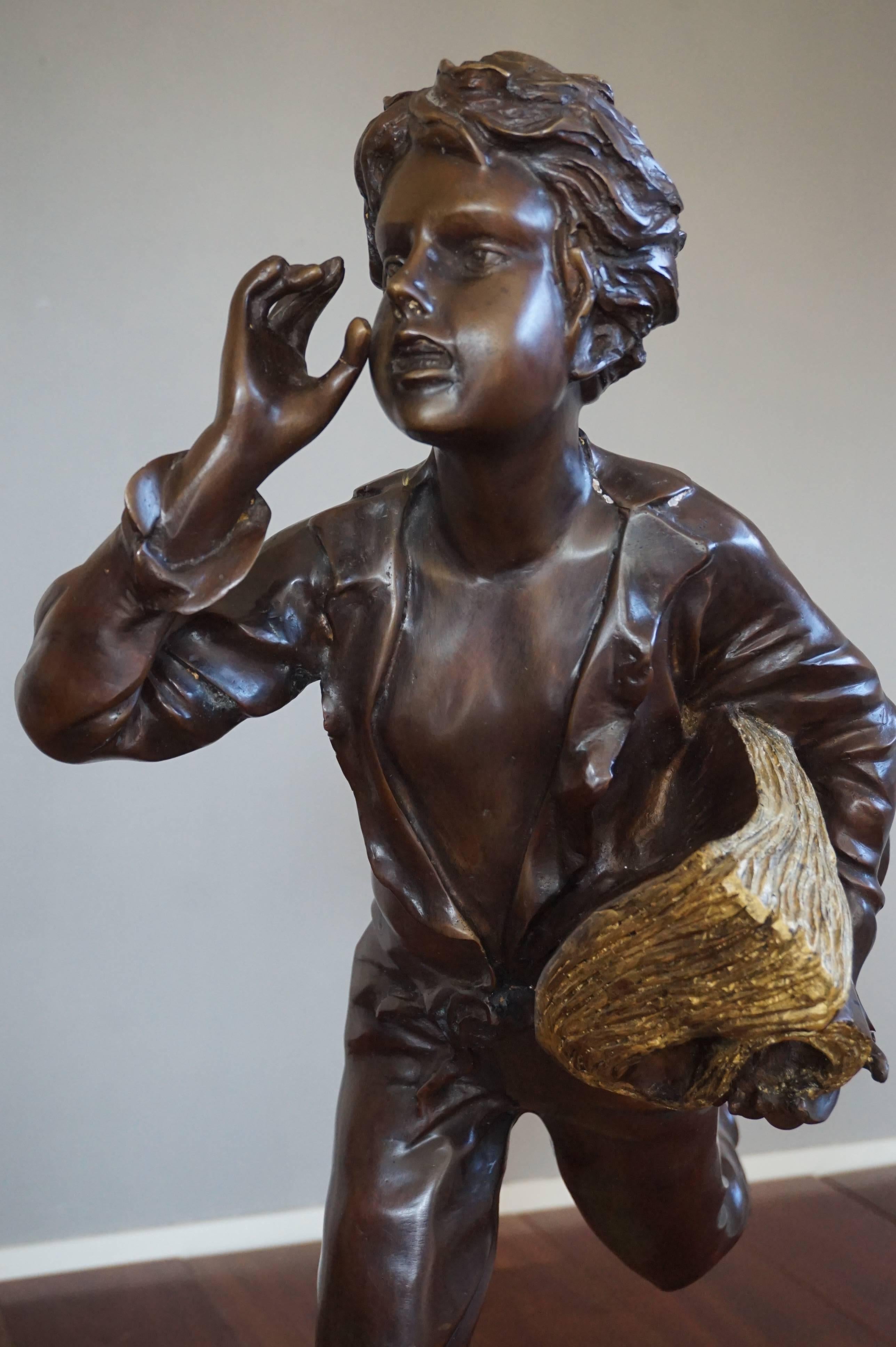Large Bronze Sculpture of Excited & Running Newspaper Boy after Dominique Alonzo 1